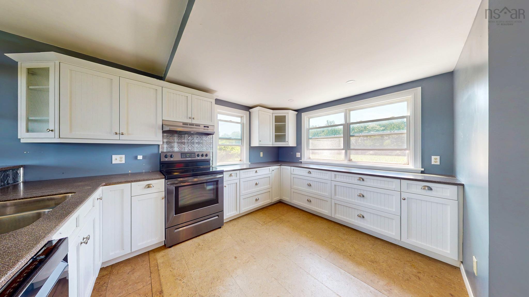 $775,000.00: 102 Pheasant Road, North Grand Pre