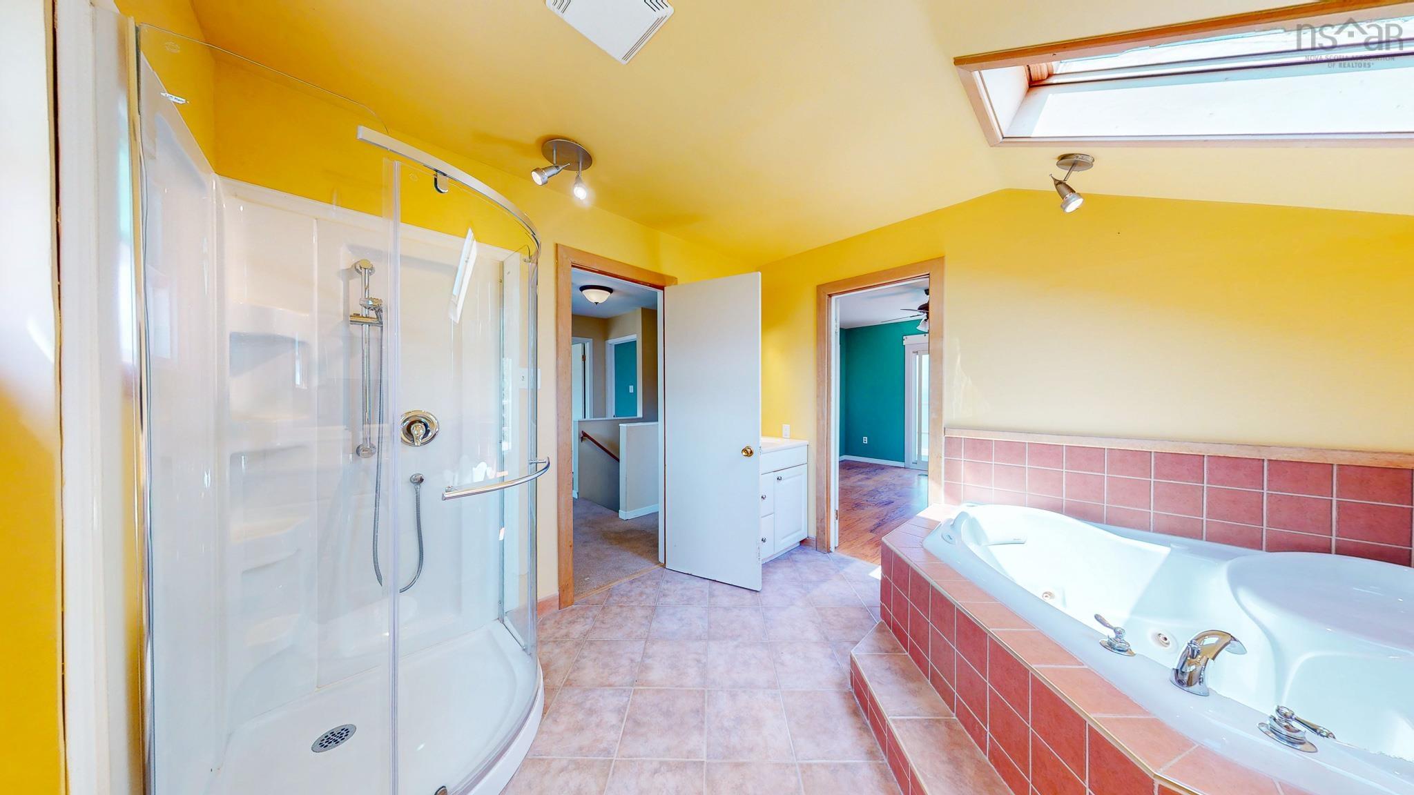 $775,000.00: 102 Pheasant Road, North Grand Pre