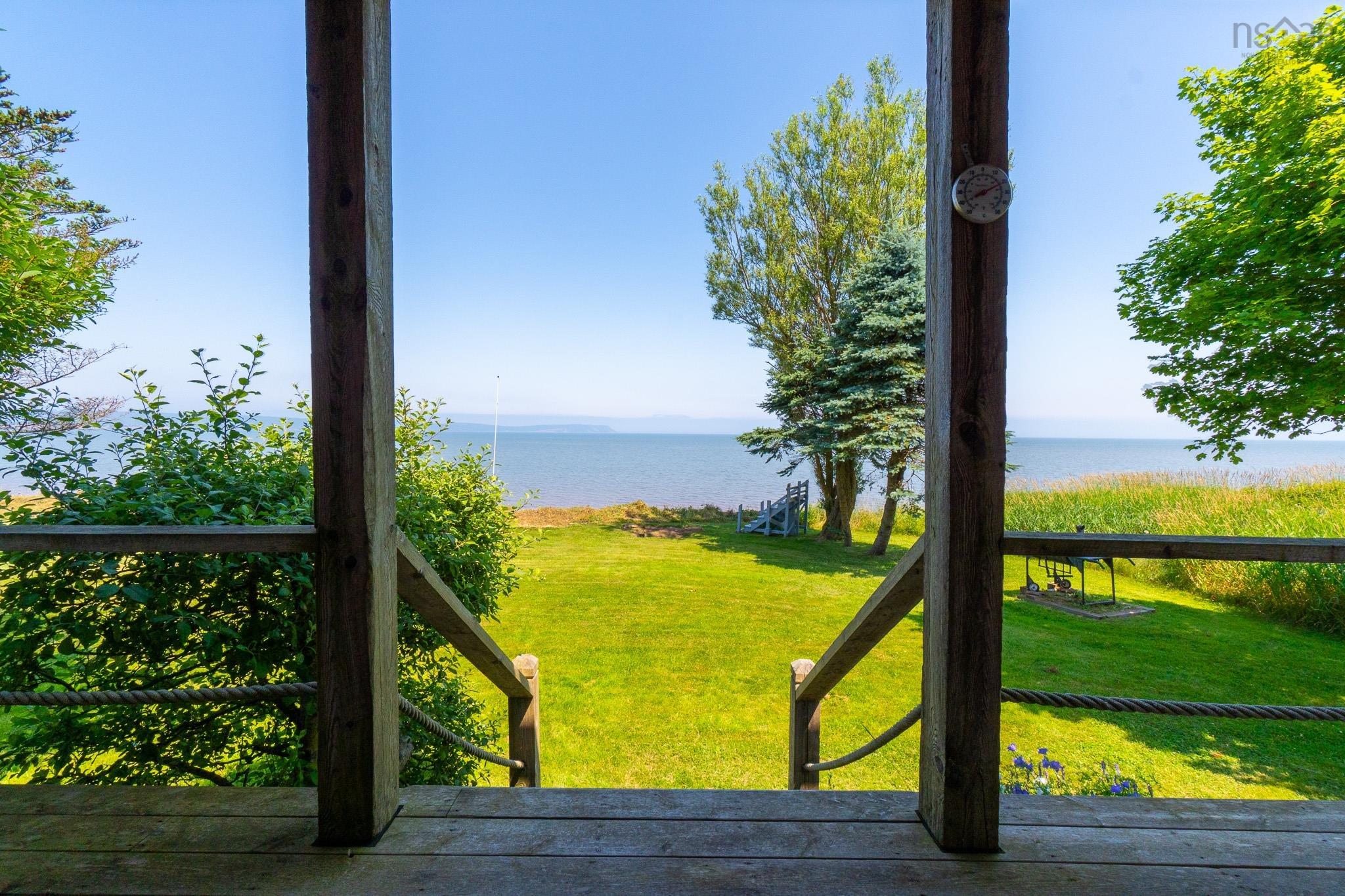 $775,000.00: 102 Pheasant Road, North Grand Pre