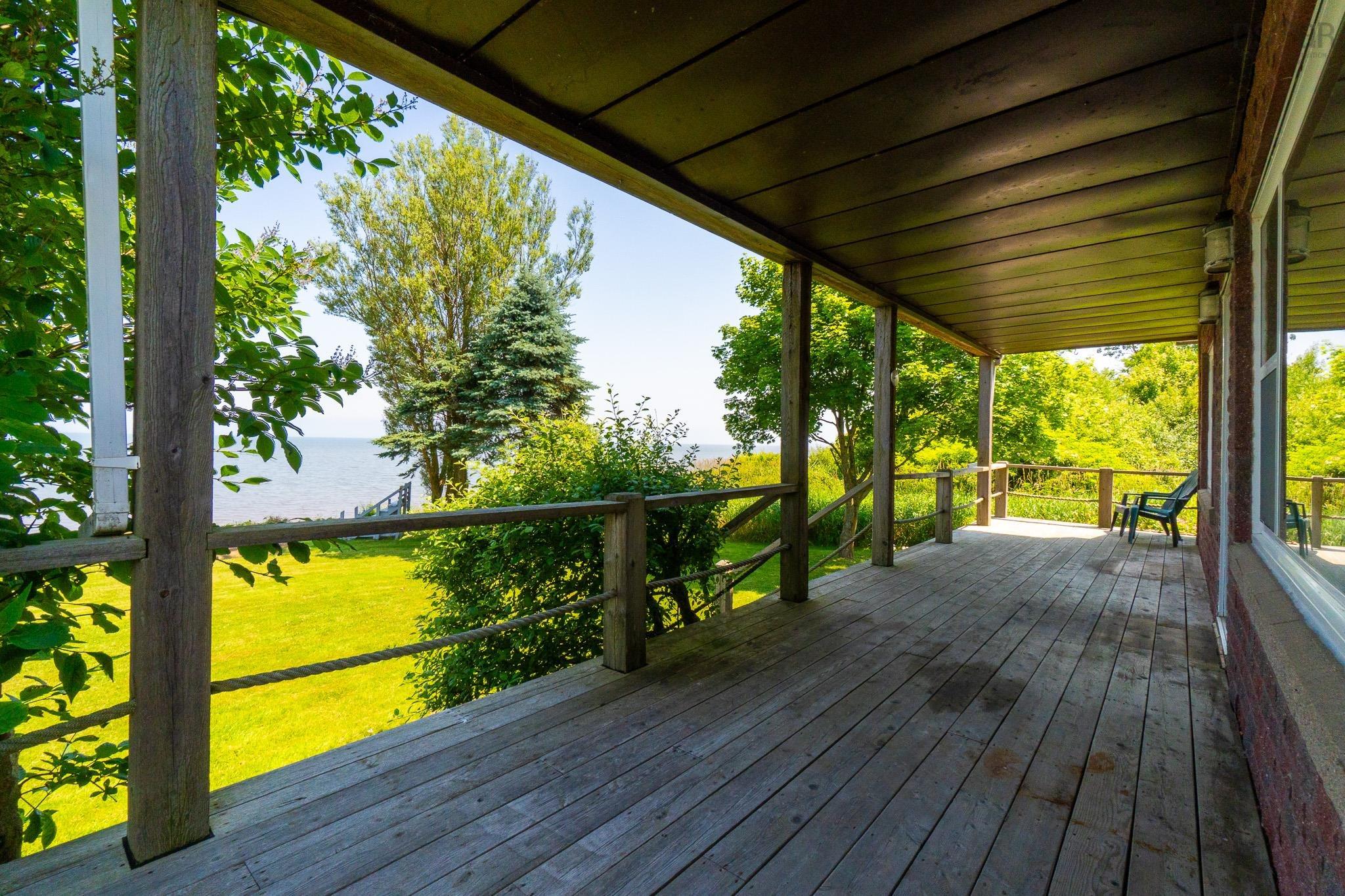 $775,000.00: 102 Pheasant Road, North Grand Pre