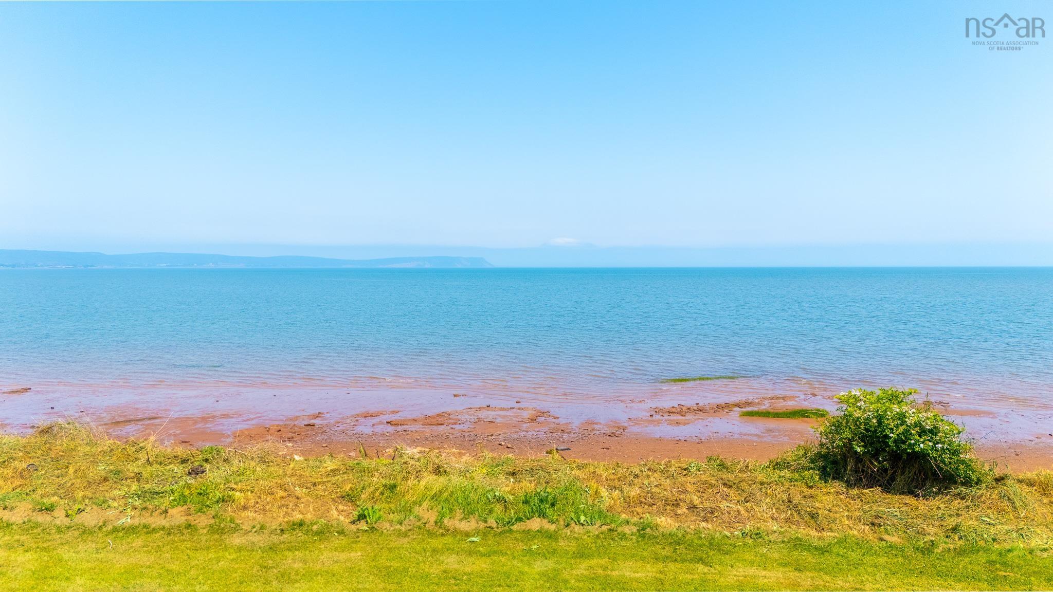 $775,000.00: 102 Pheasant Road, North Grand Pre