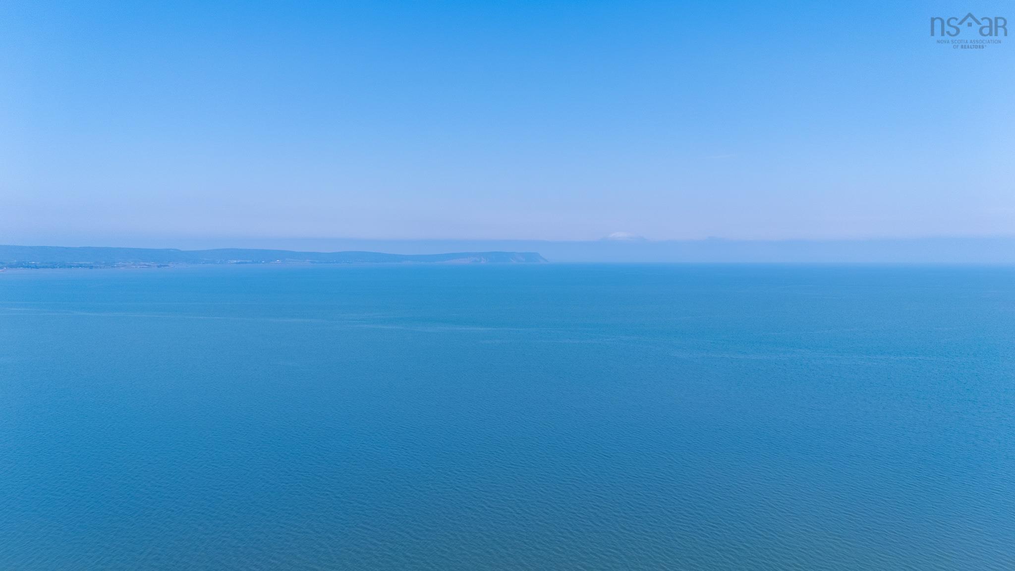 $775,000.00: 102 Pheasant Road, North Grand Pre