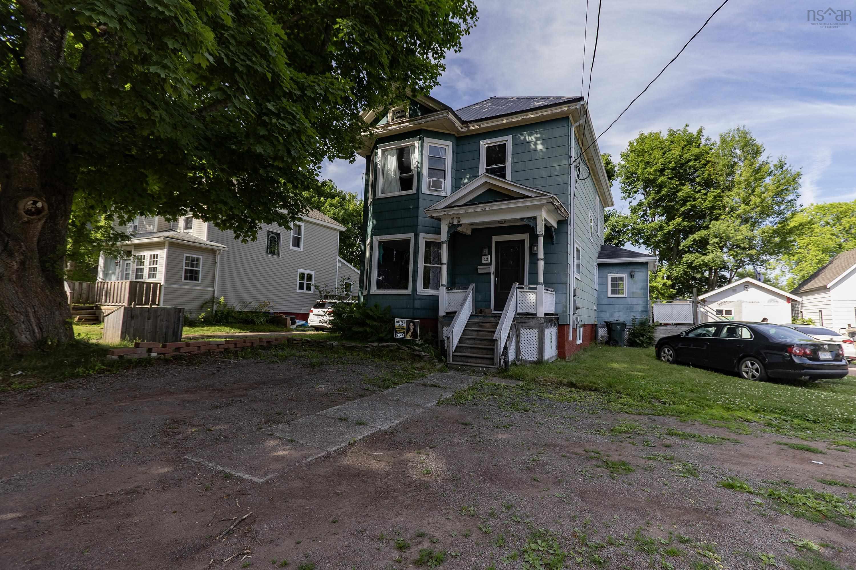 44 Clarence Street, Amherst, NS (MLS 202517237)