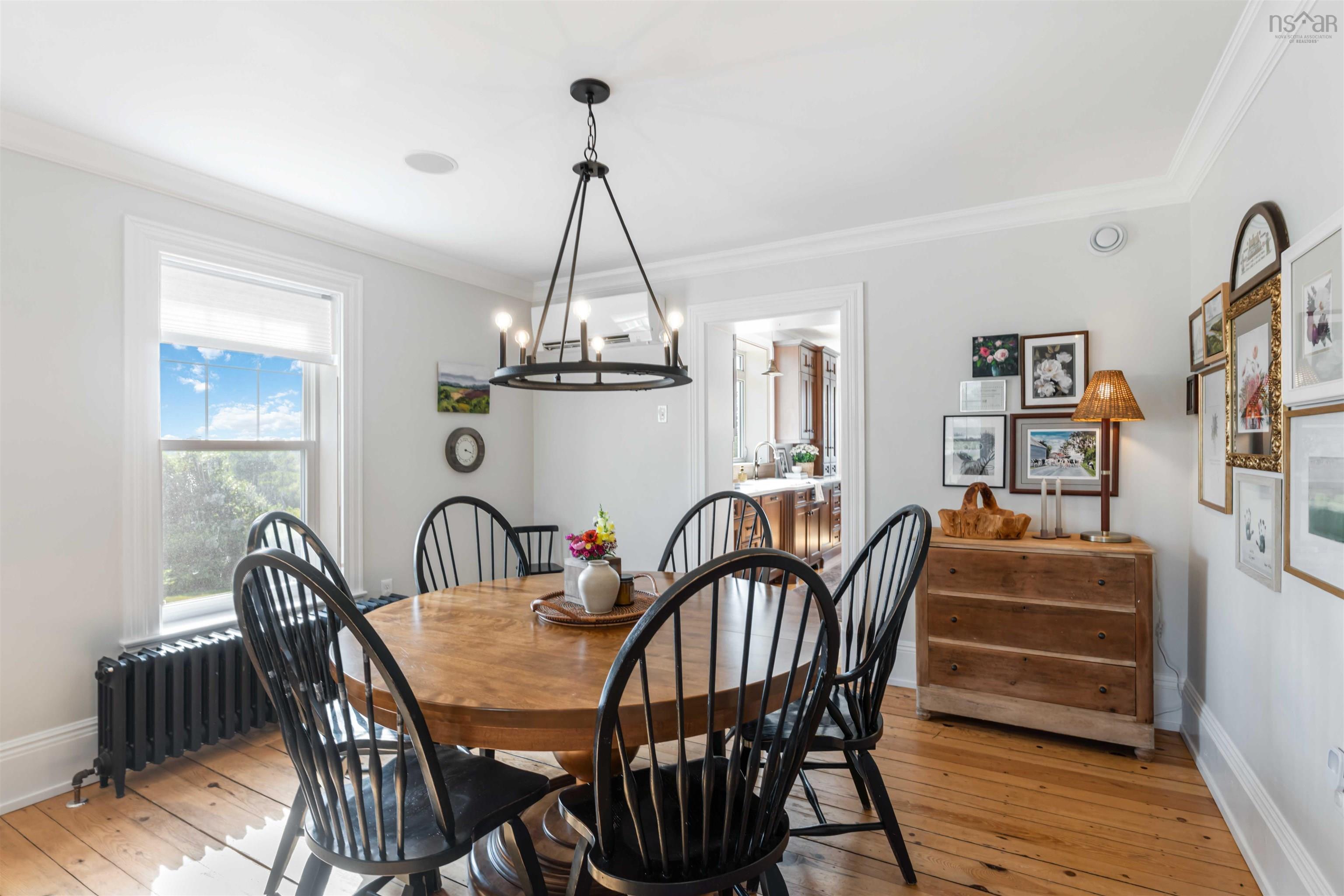 $995,000.00: 7770 Highway 221, Centreville