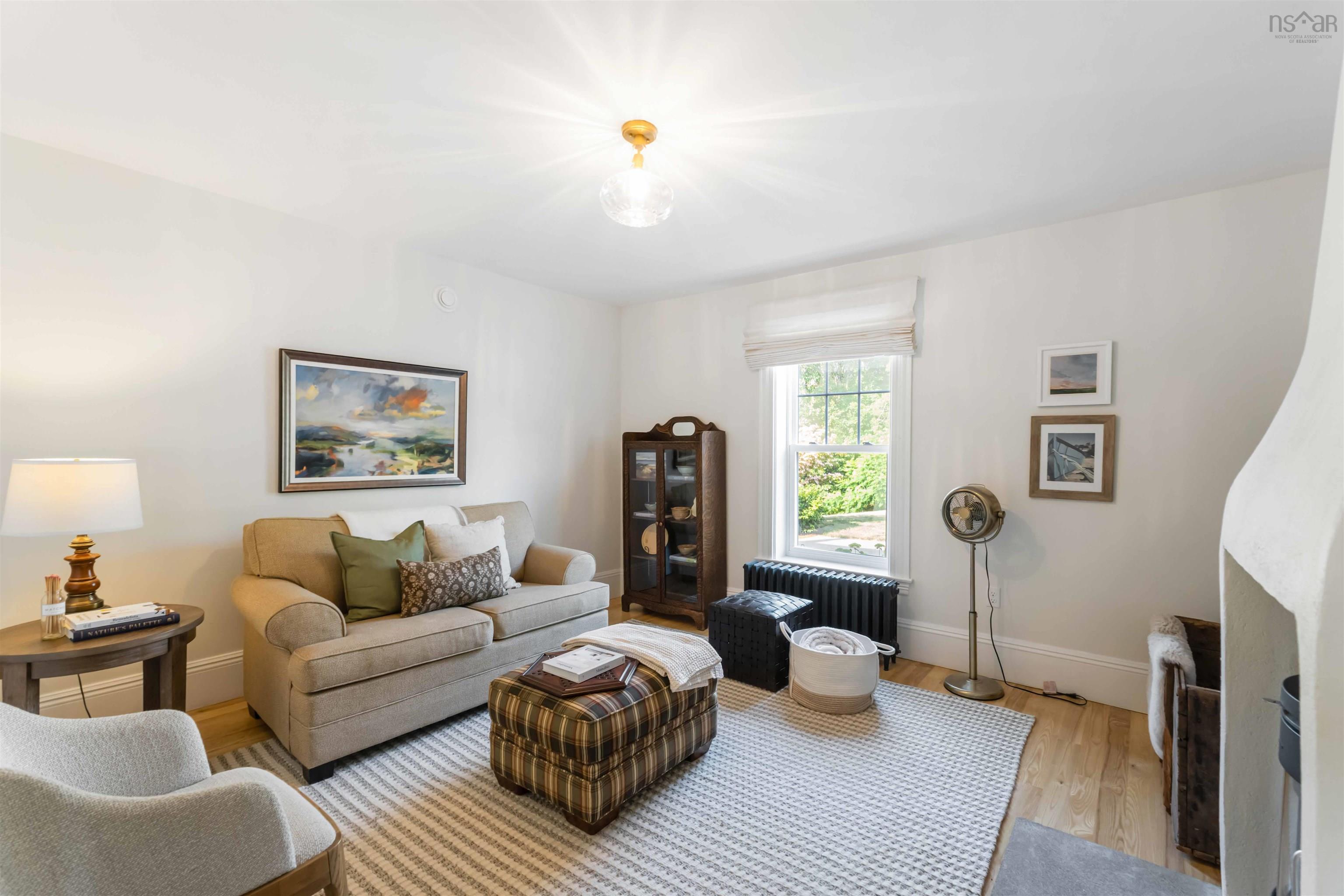 $995,000.00: 7770 Highway 221, Centreville