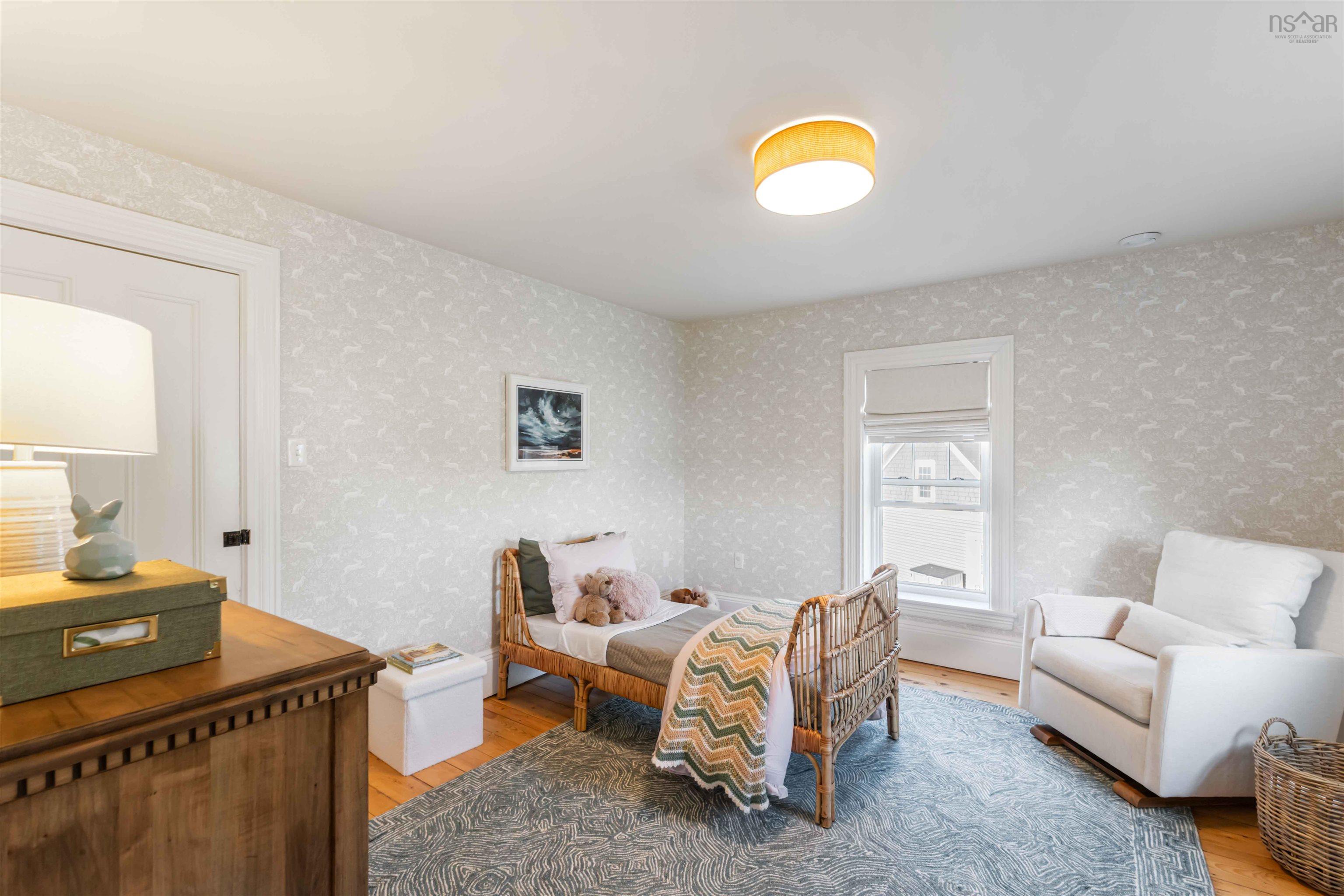 $995,000.00: 7770 Highway 221, Centreville