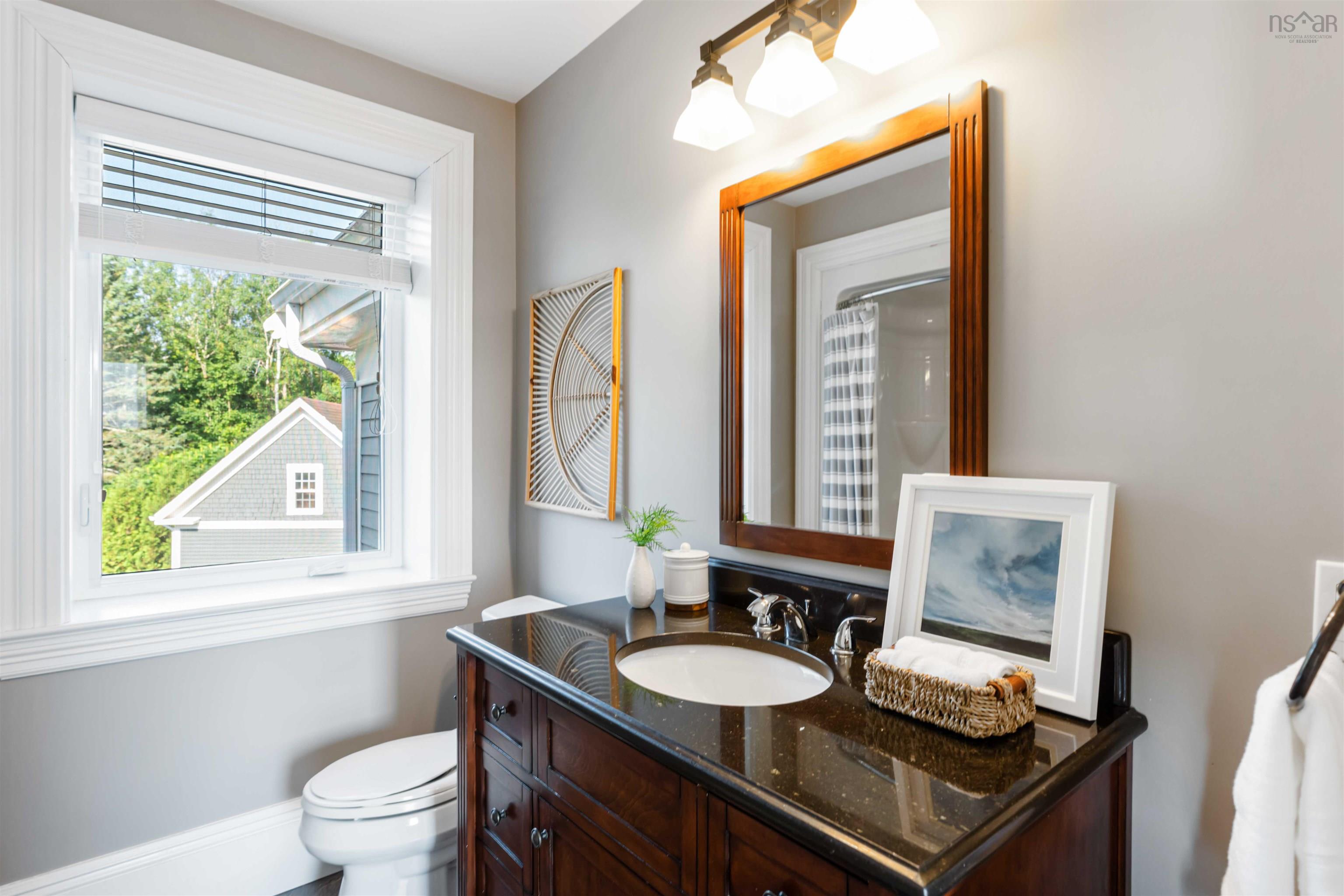 $995,000.00: 7770 Highway 221, Centreville