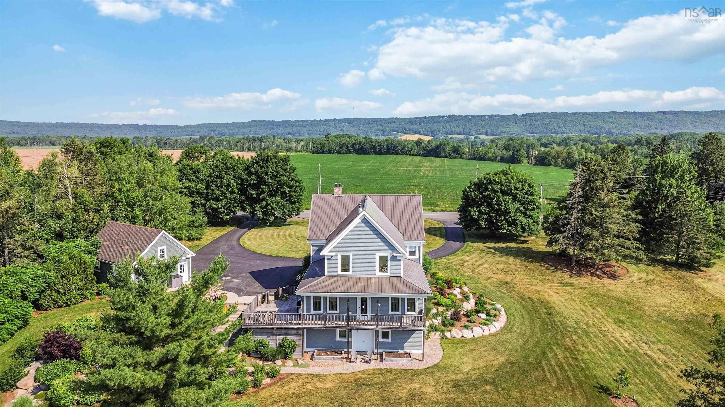 $995,000.00: 7770 Highway 221, Centreville