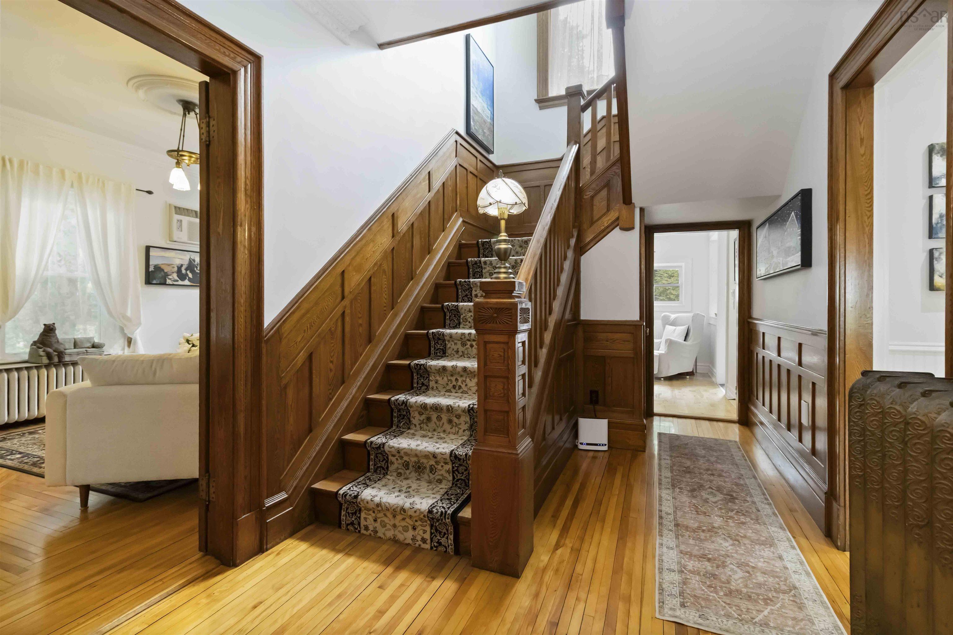 $639,000.00: 149 Queen Street, Bridgewater