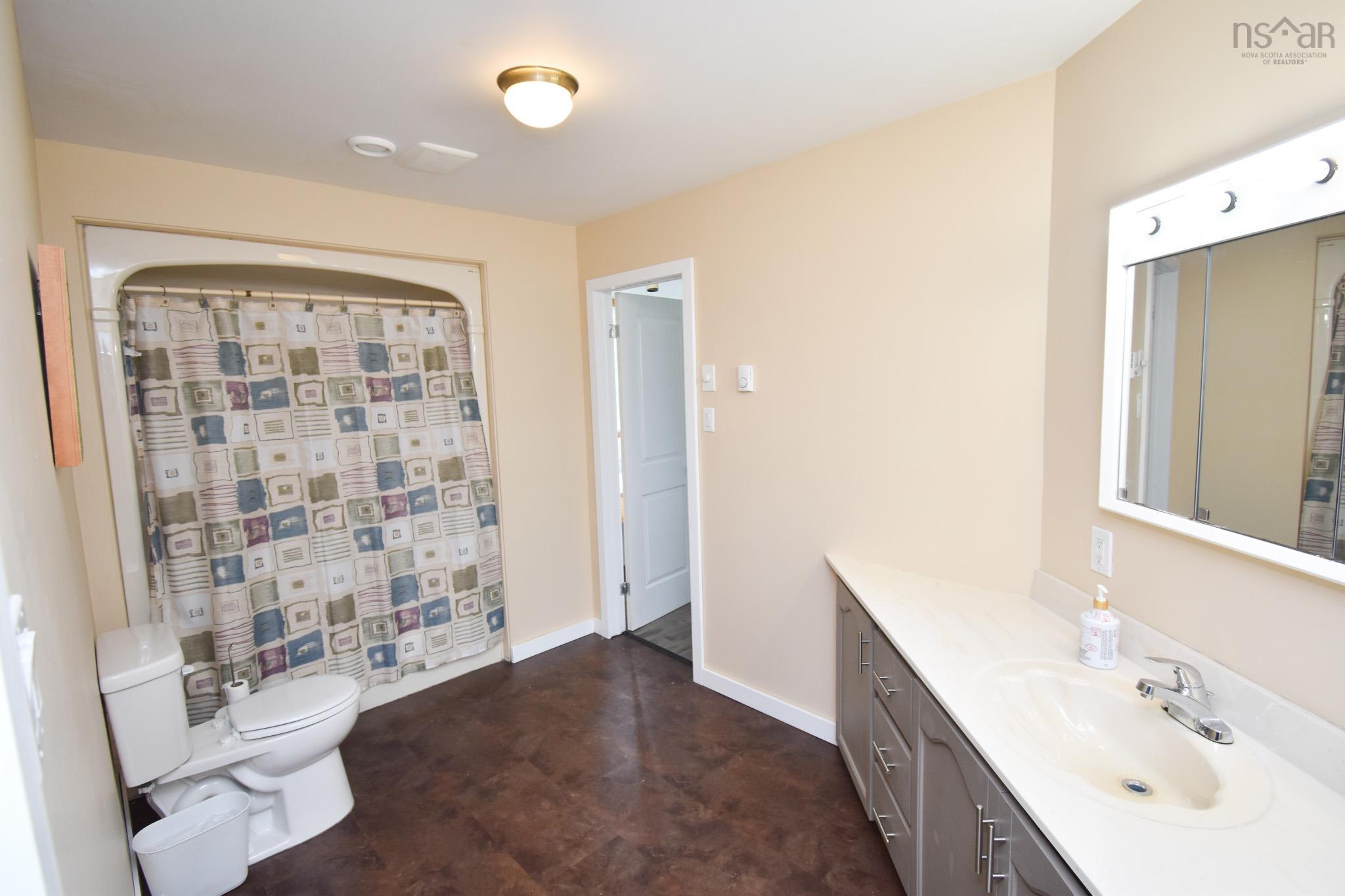 $429,000.00: 33 MOUNT PLEASANT Boulevard, Truro