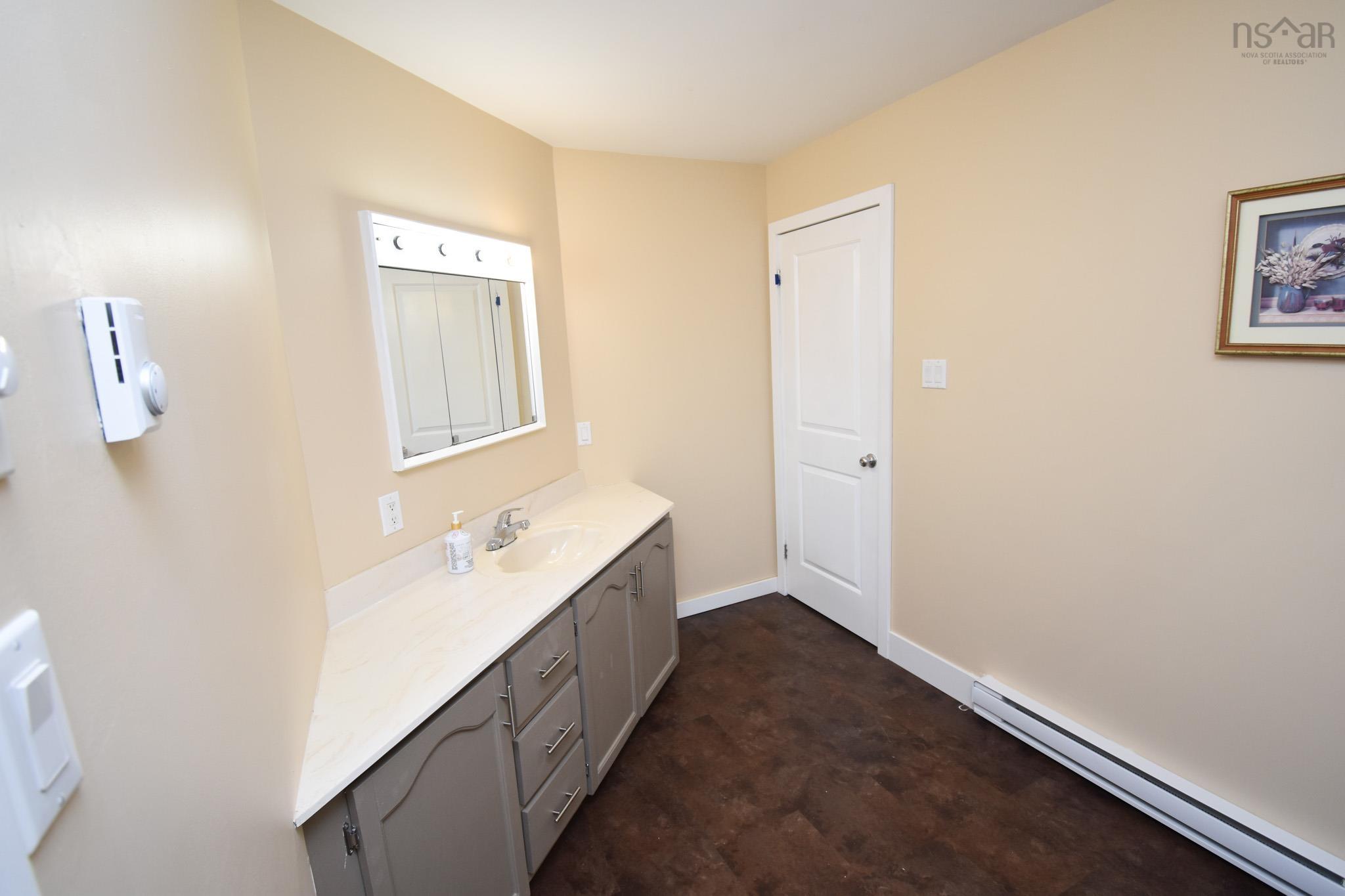 $429,000.00: 33 MOUNT PLEASANT Boulevard, Truro