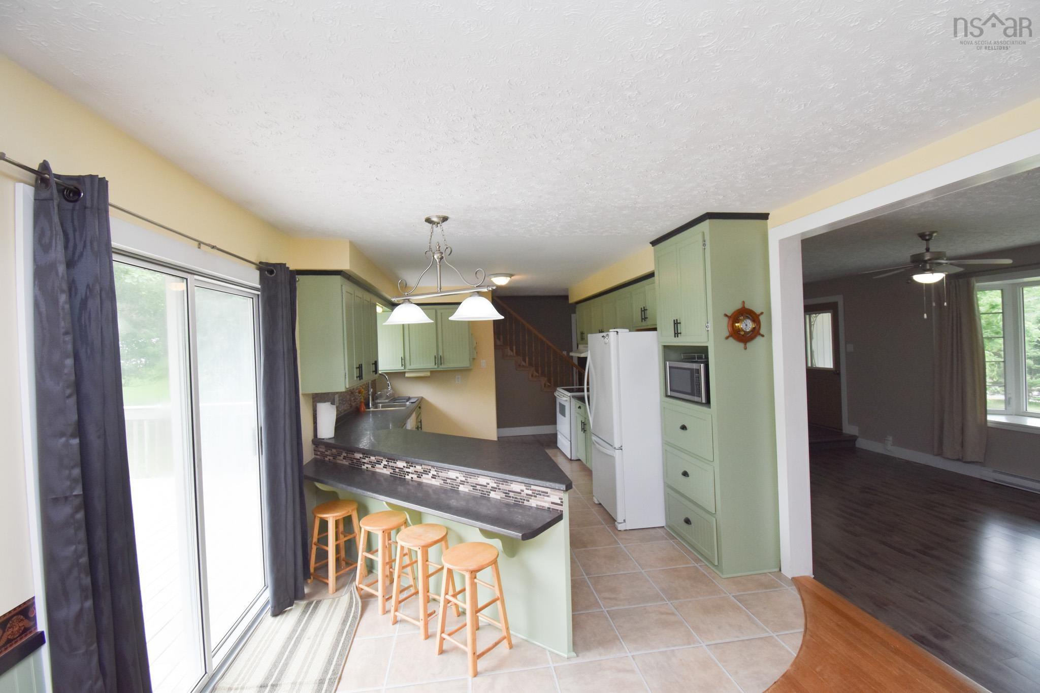 $429,000.00: 33 MOUNT PLEASANT Boulevard, Truro