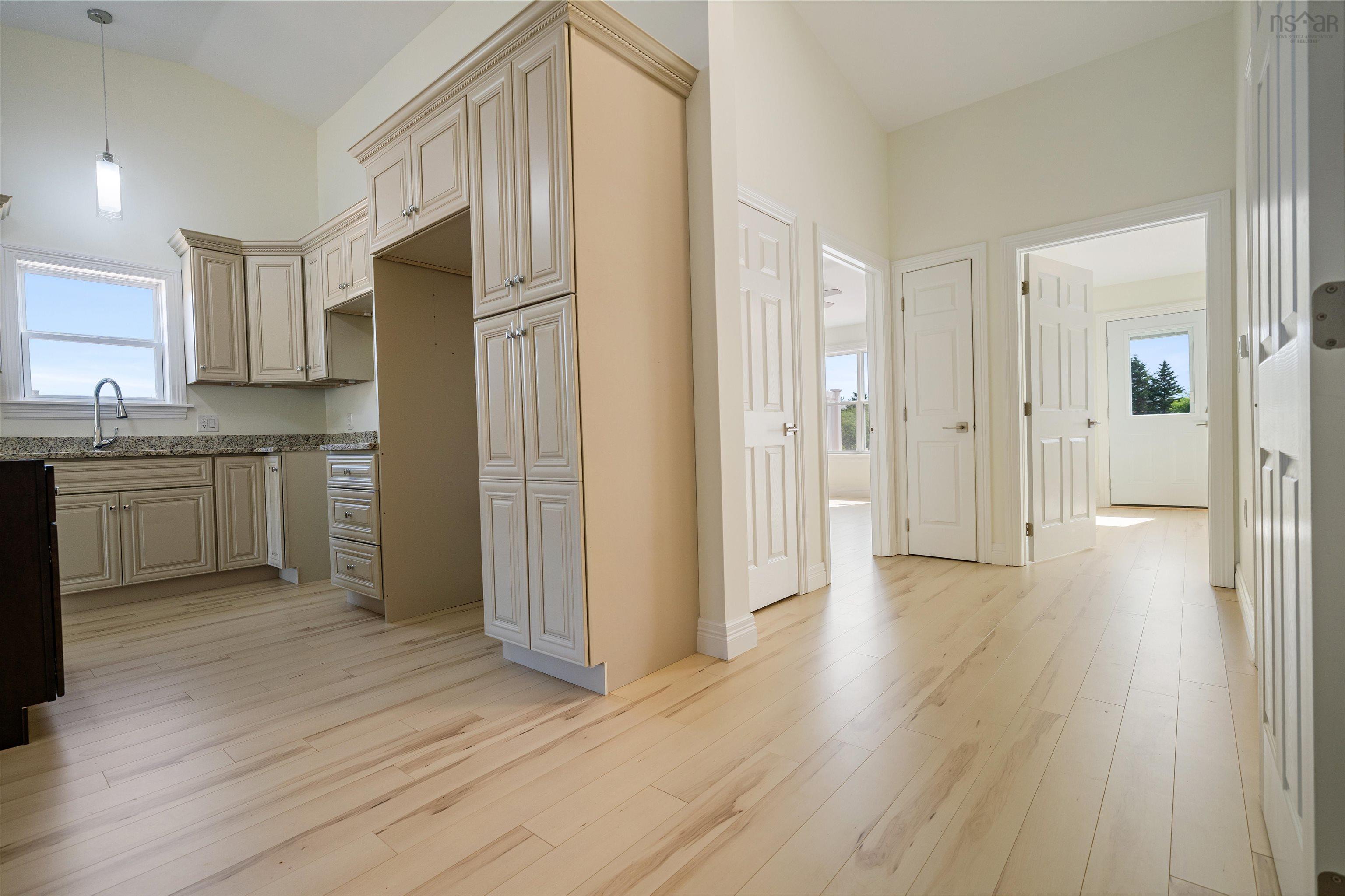 $359,900.00: 24 SUMMER HILL Place, Upper Onslow