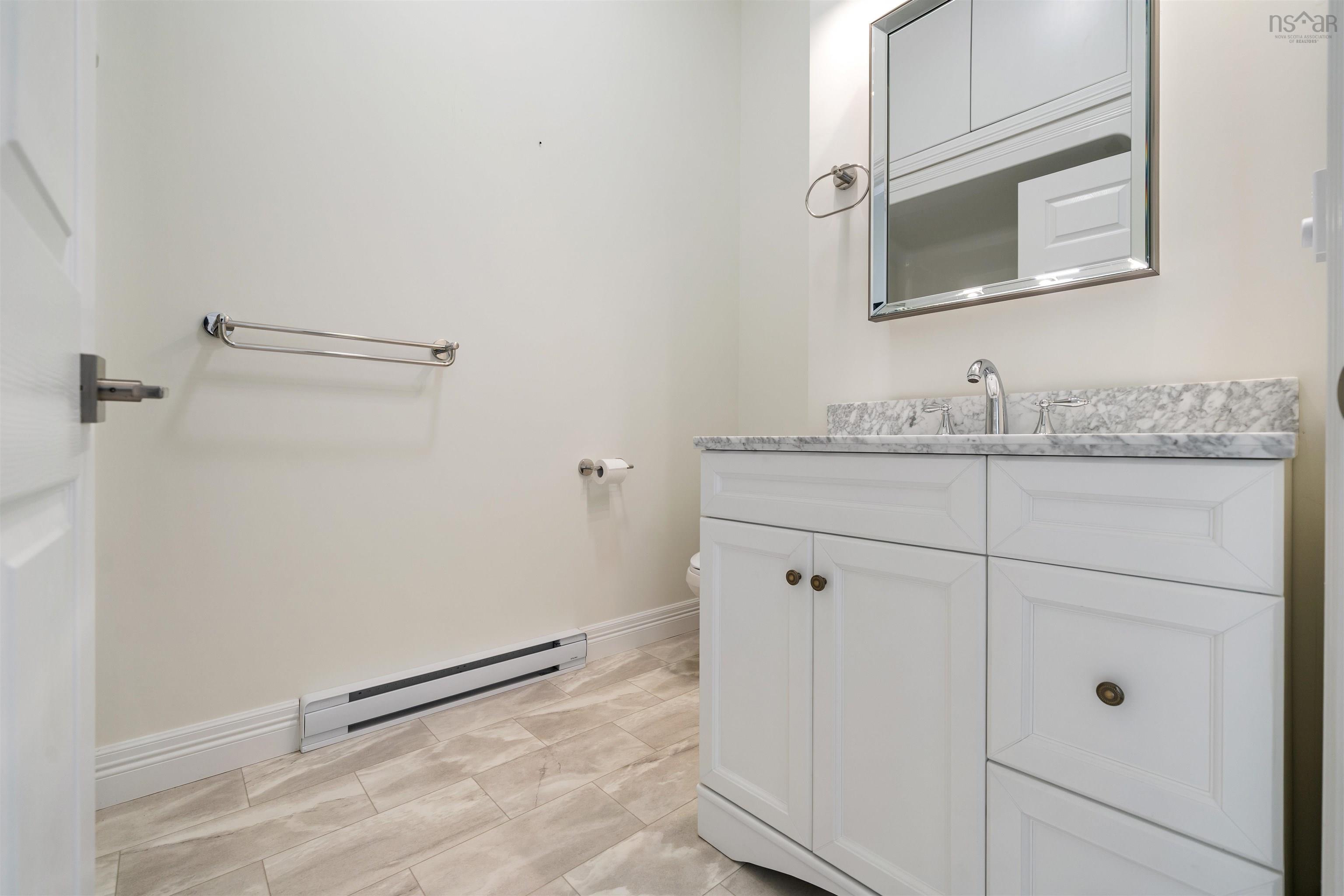 $359,900.00: 24 SUMMER HILL Place, Upper Onslow