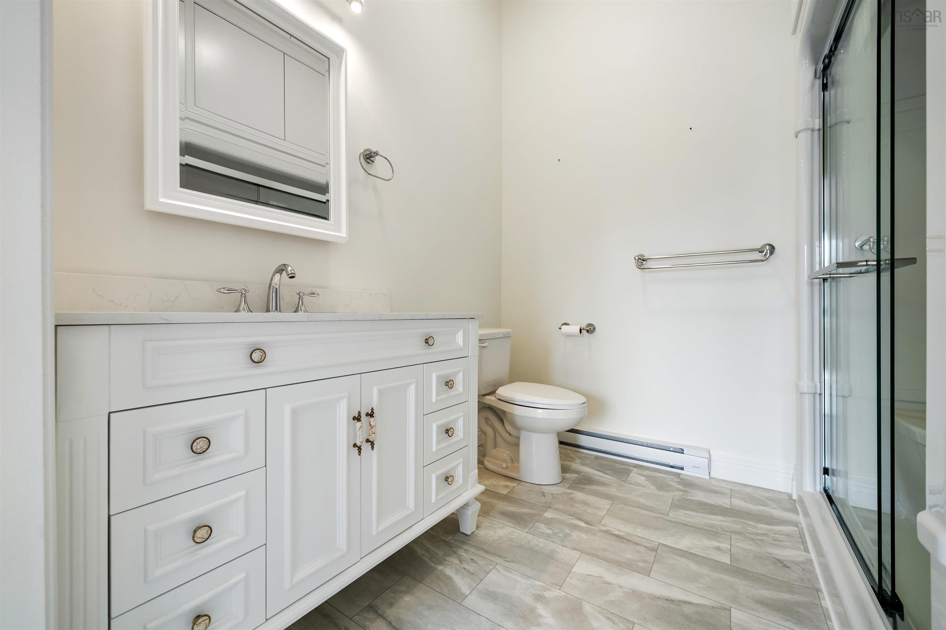 $359,900.00: 24 SUMMER HILL Place, Upper Onslow