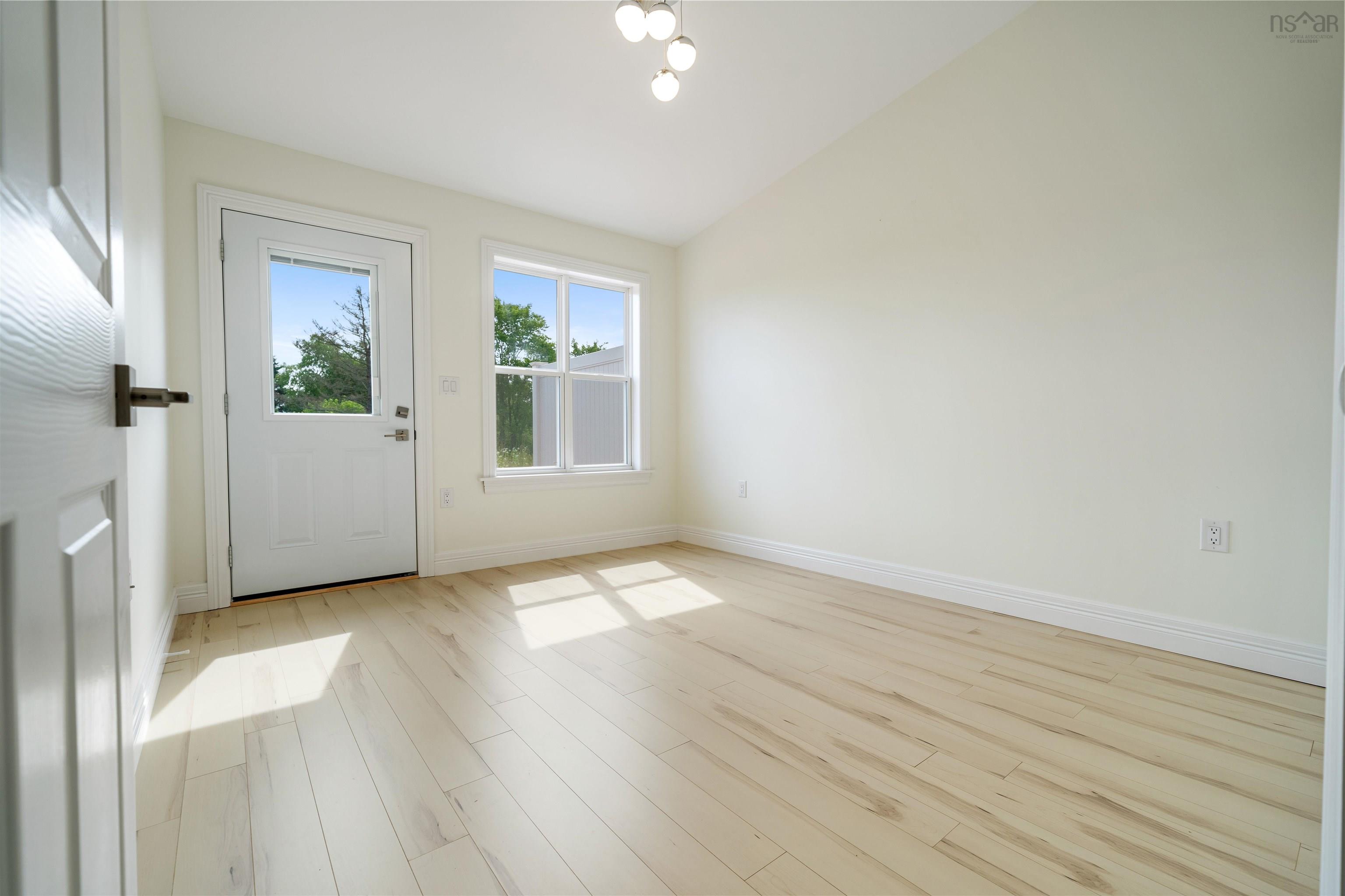 $359,900.00: 24 SUMMER HILL Place, Upper Onslow