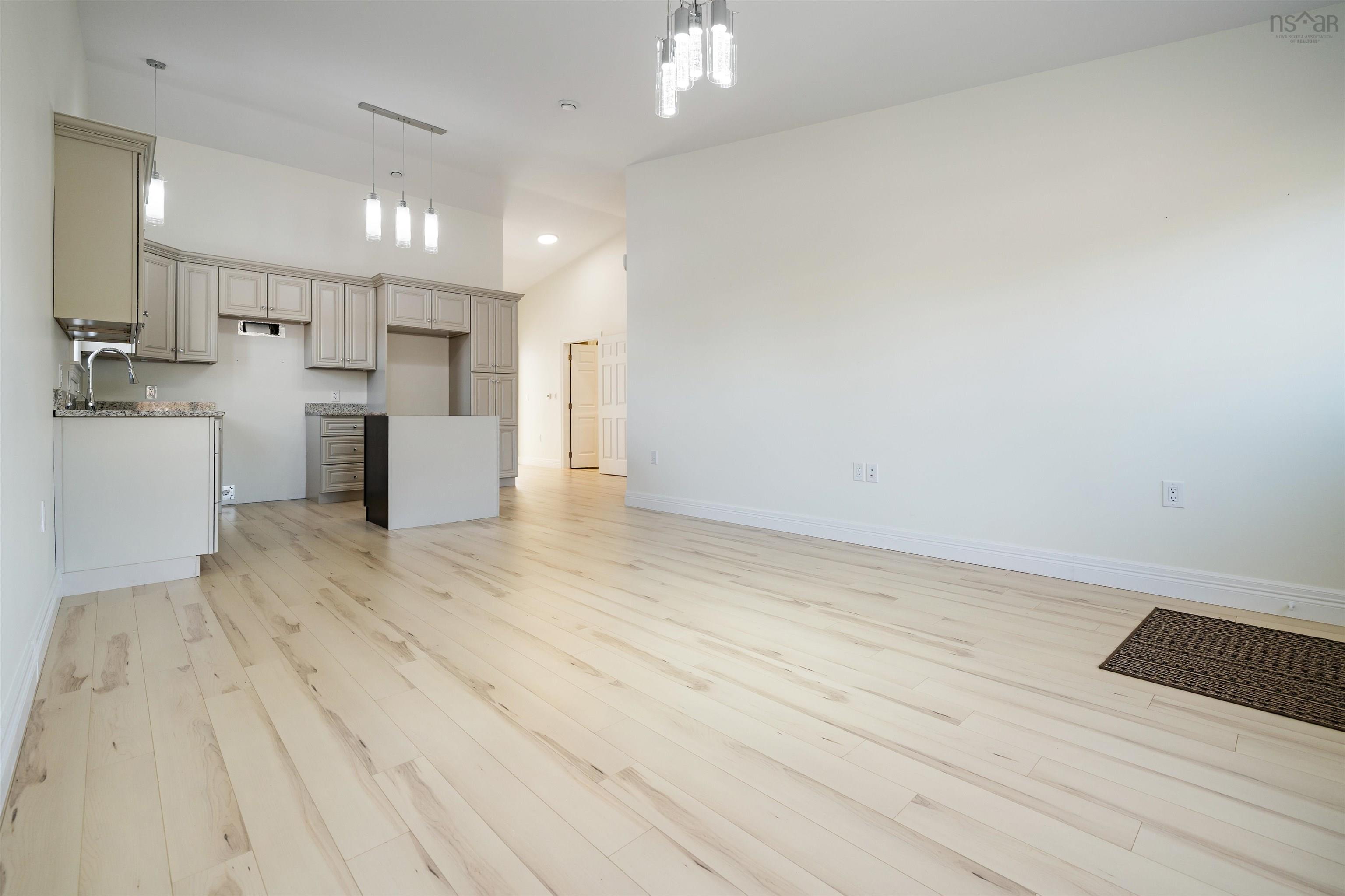 $359,900.00: 24 SUMMER HILL Place, Upper Onslow