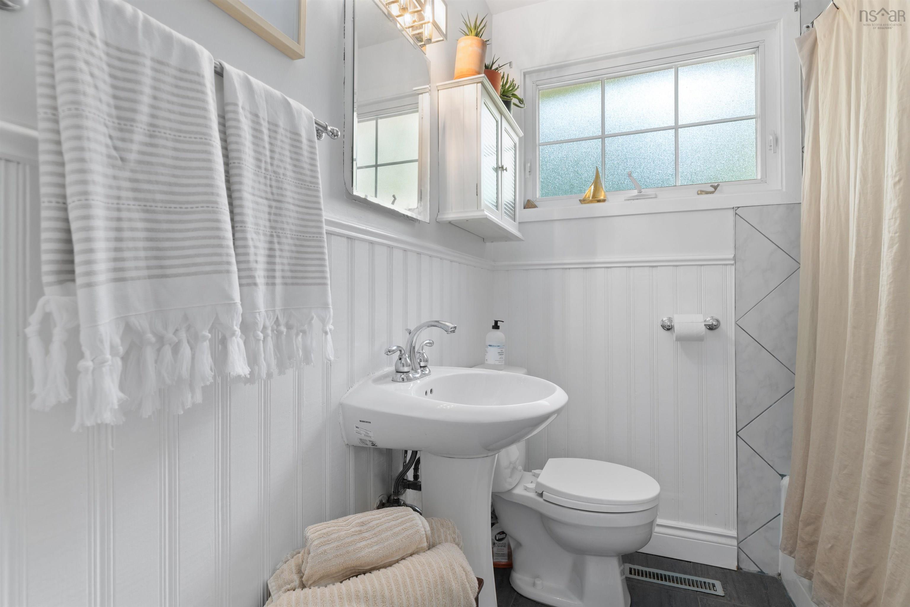 $629,900.00: 23 Birchwood Terrace, Crichton Park