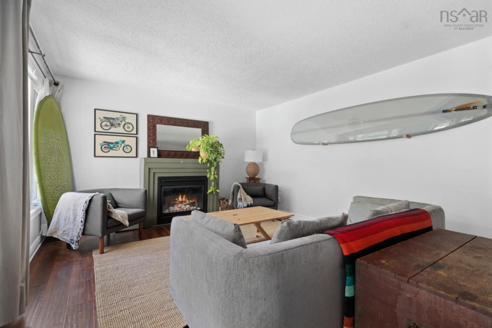 $629,900.00: 23 Birchwood Terrace, Crichton Park