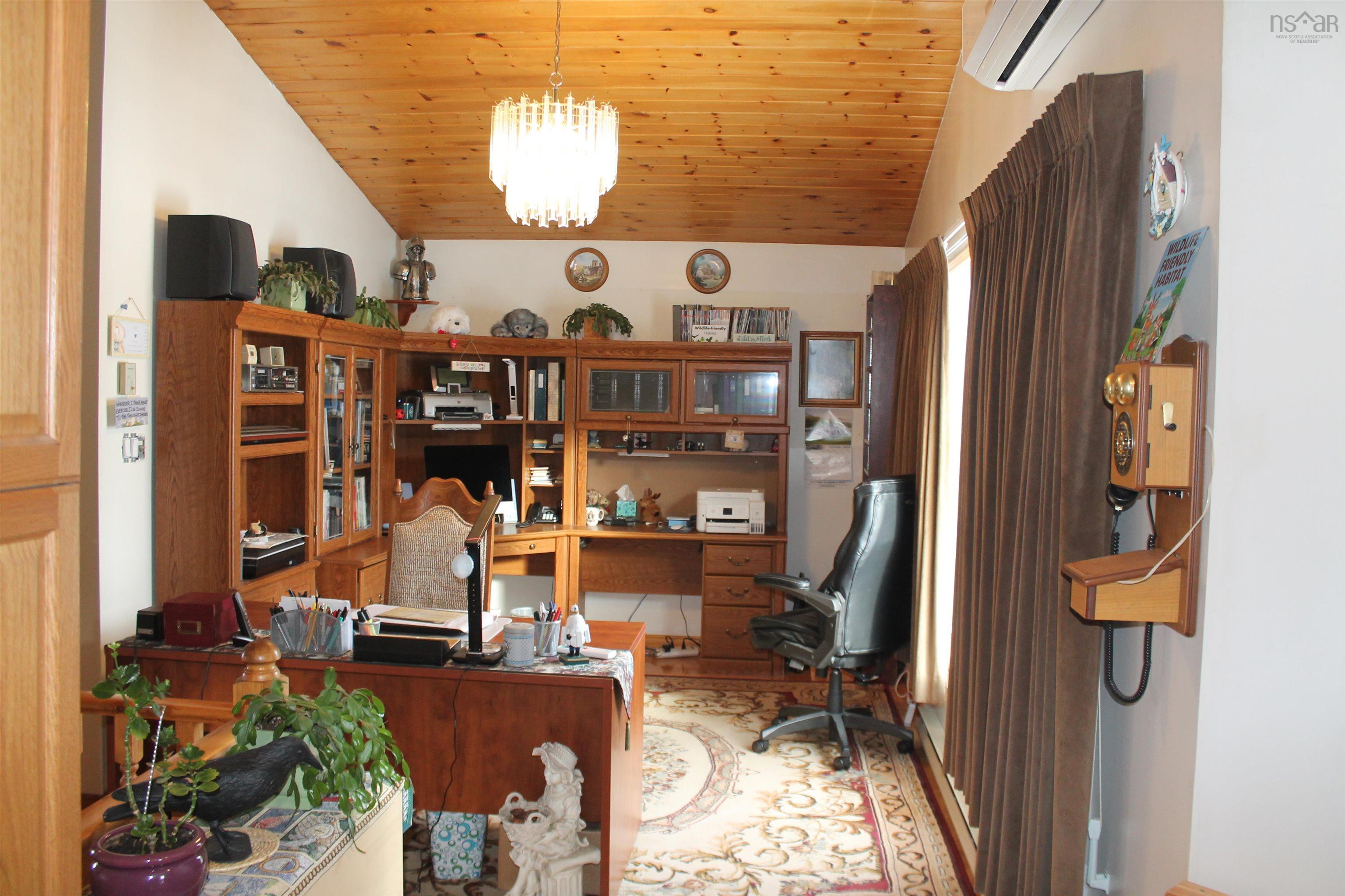 $525,000.00: 351 Ocean Beach Rd, Cheverie