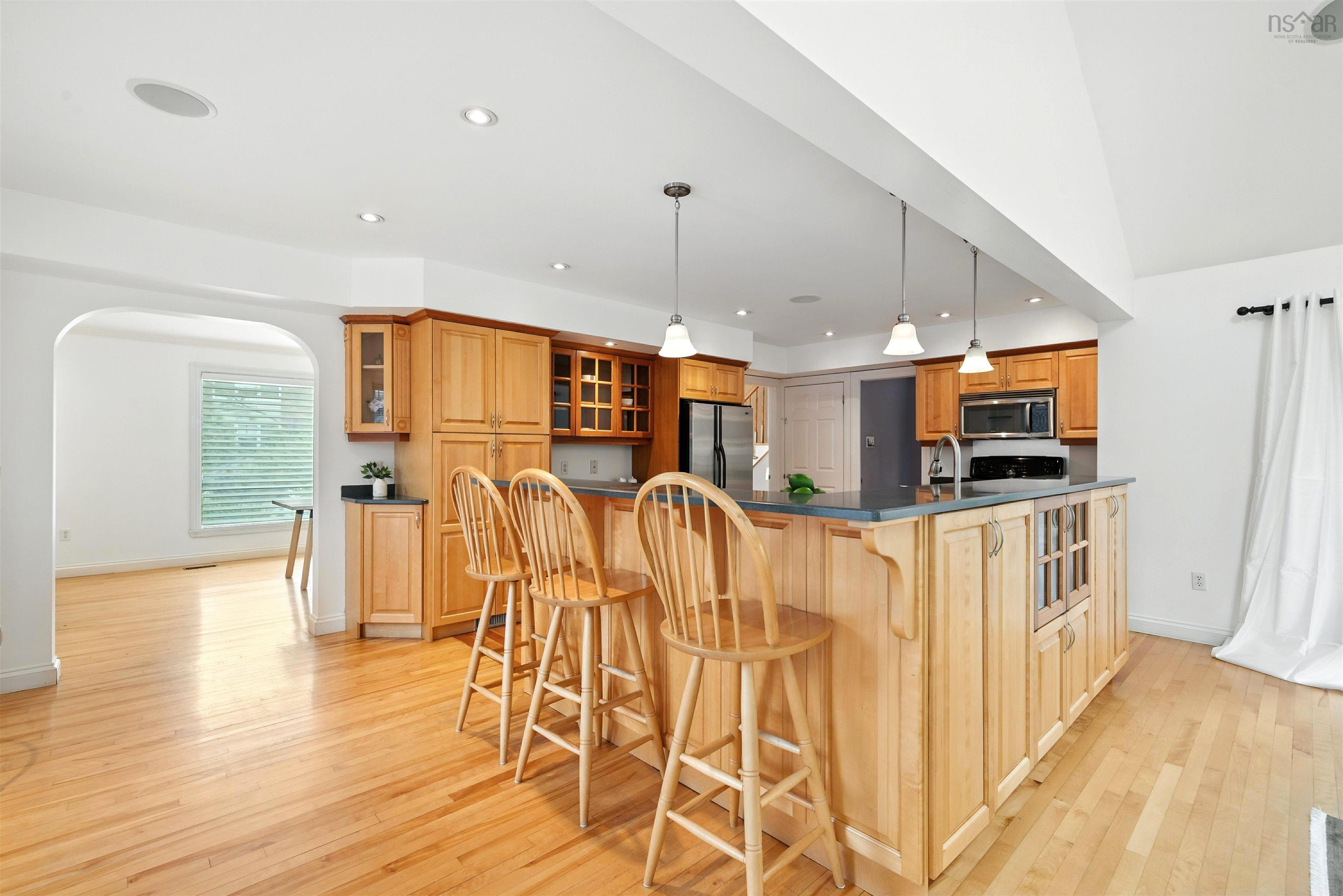 $749,900.00: 7 Briarwood Crescent, Halifax