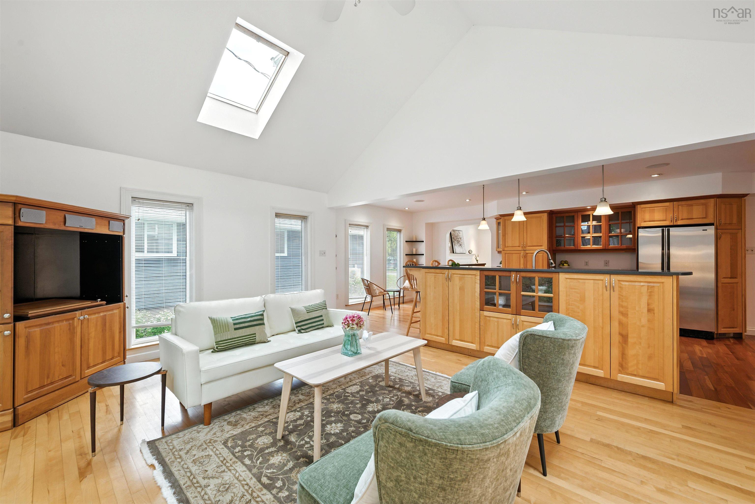 $749,900.00: 7 Briarwood Crescent, Halifax