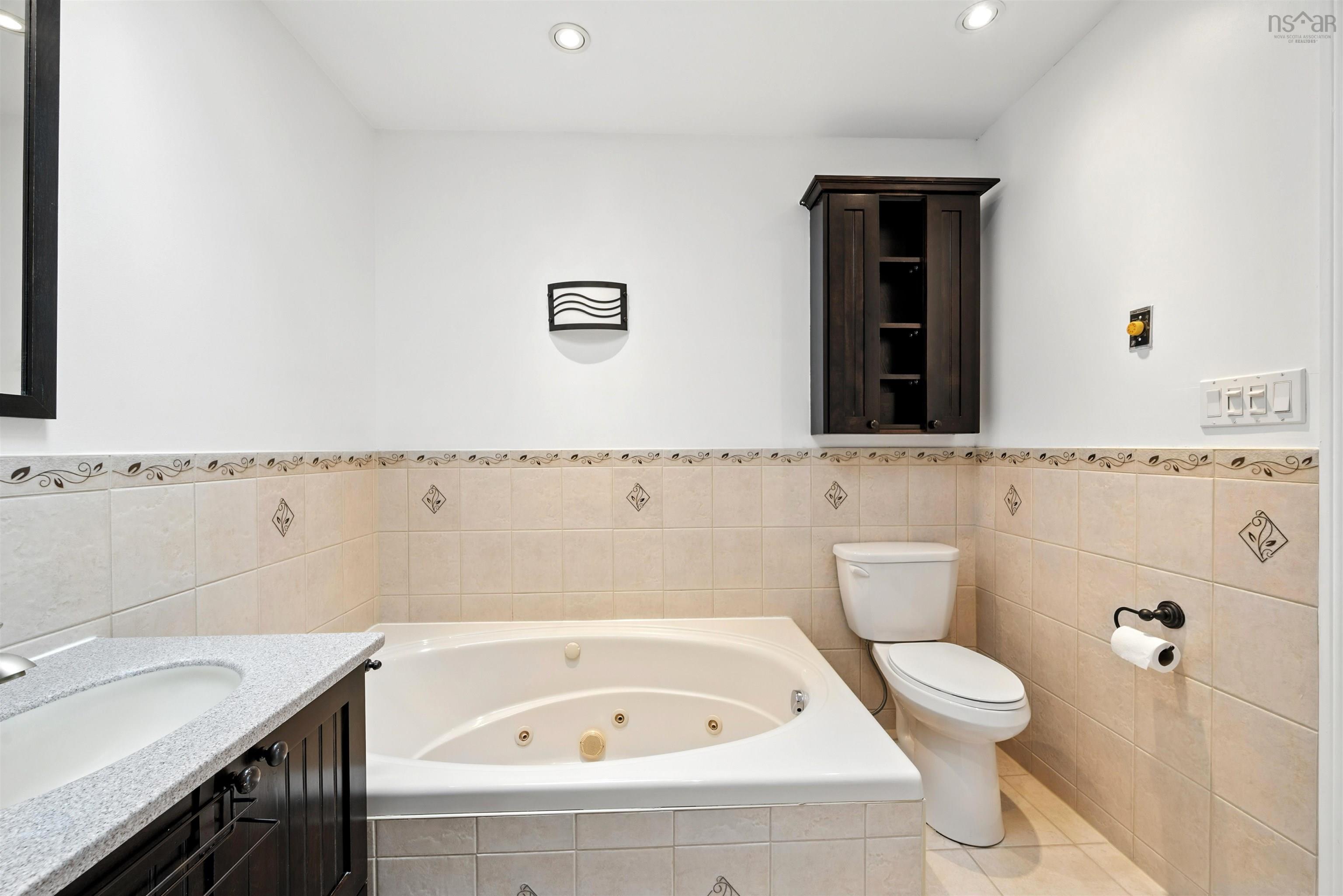 $749,900.00: 7 Briarwood Crescent, Halifax