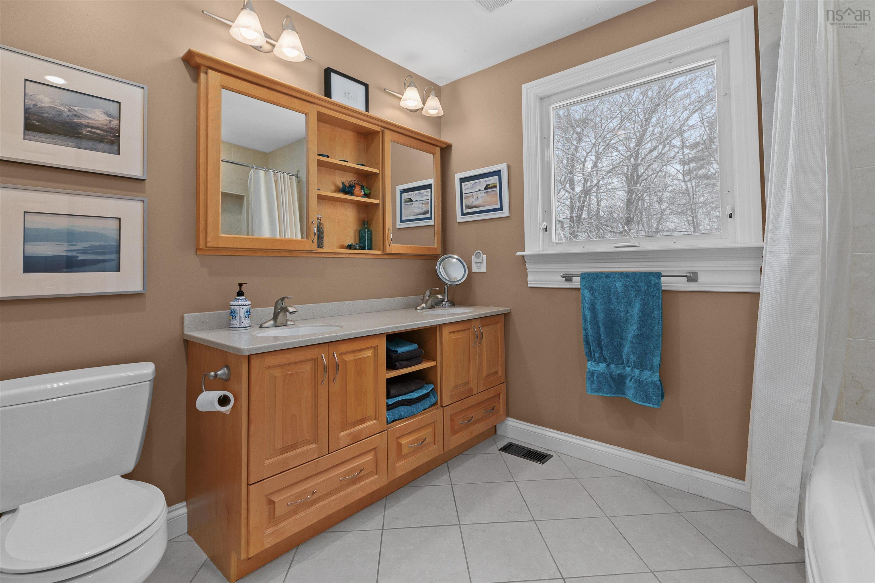 $749,900.00: 7 Briarwood Crescent, Halifax