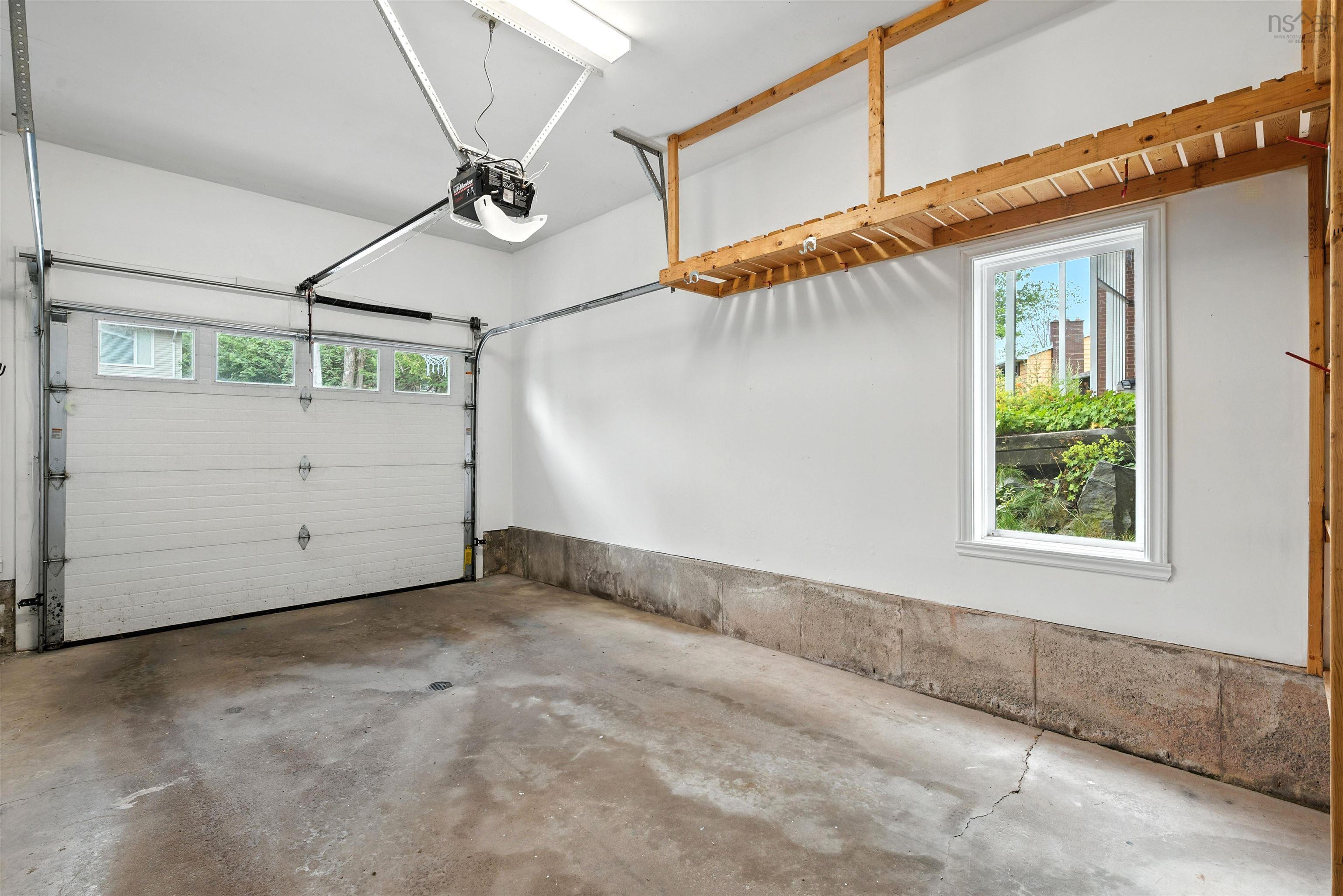 $749,900.00: 7 Briarwood Crescent, Halifax