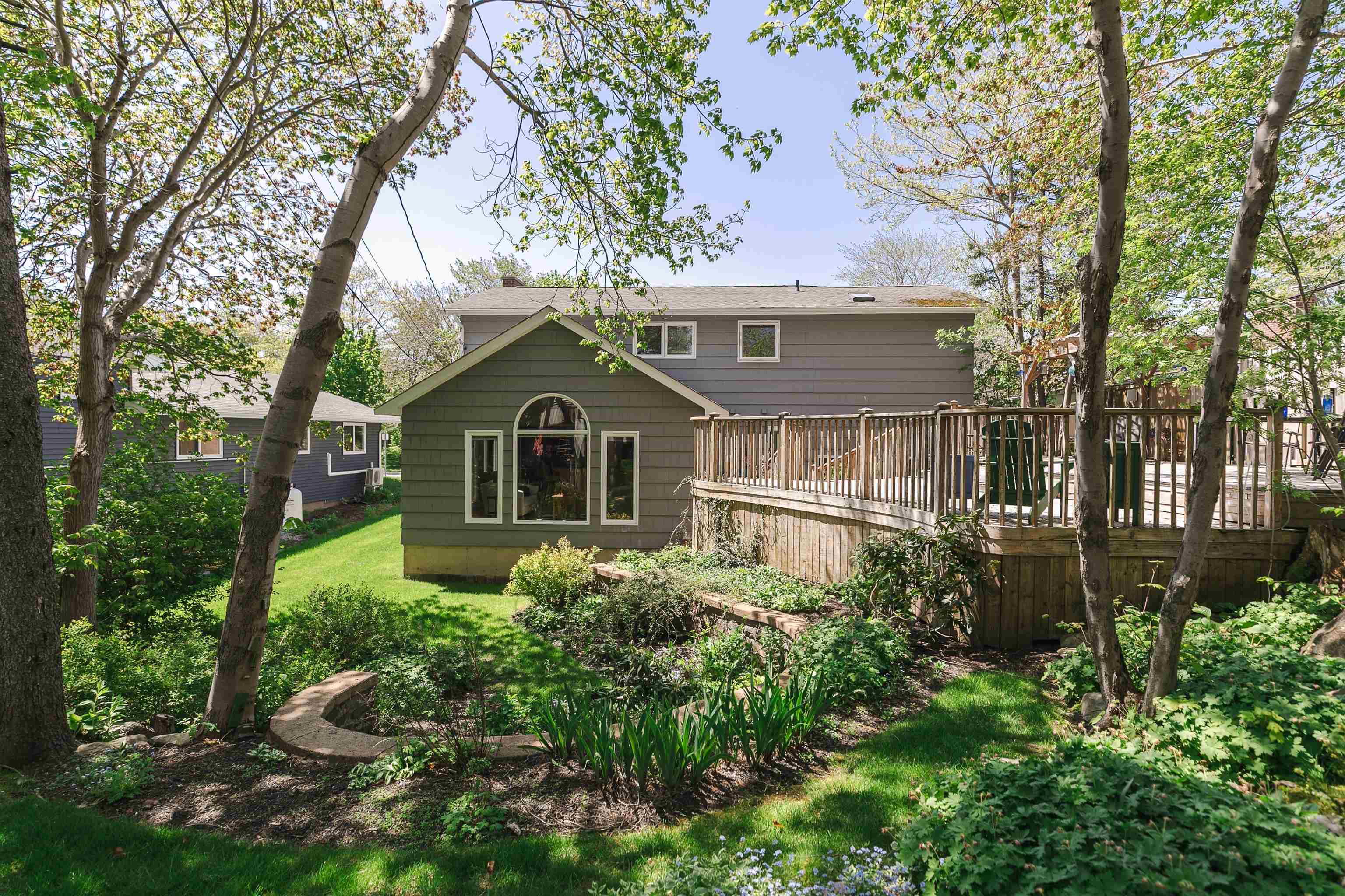 $749,900.00: 7 Briarwood Crescent, Halifax