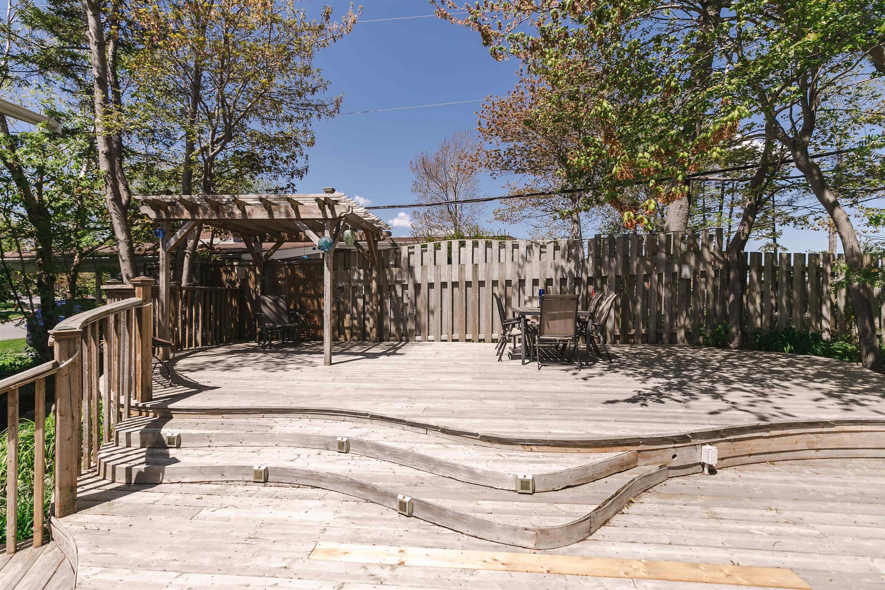 $749,900.00: 7 Briarwood Crescent, Halifax