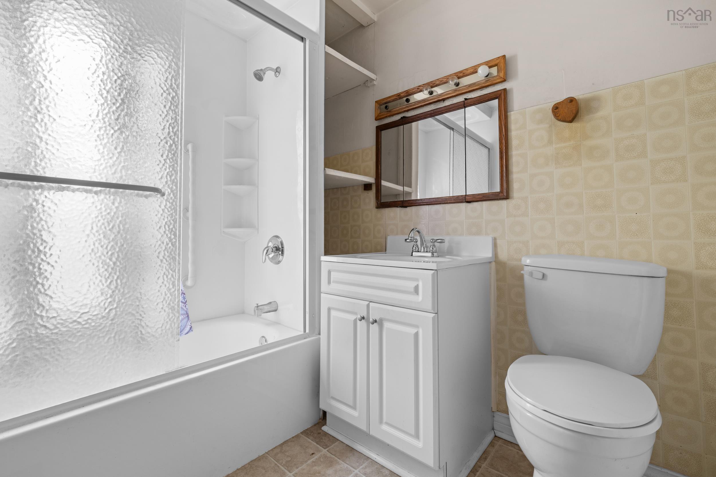 $1,499,999.00: 809 Horne Settlement Road, Enfield