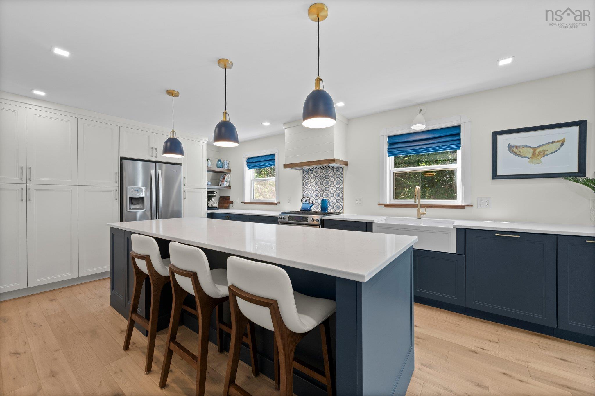 $925,000.00: 34 Portland Hills Drive, Dartmouth