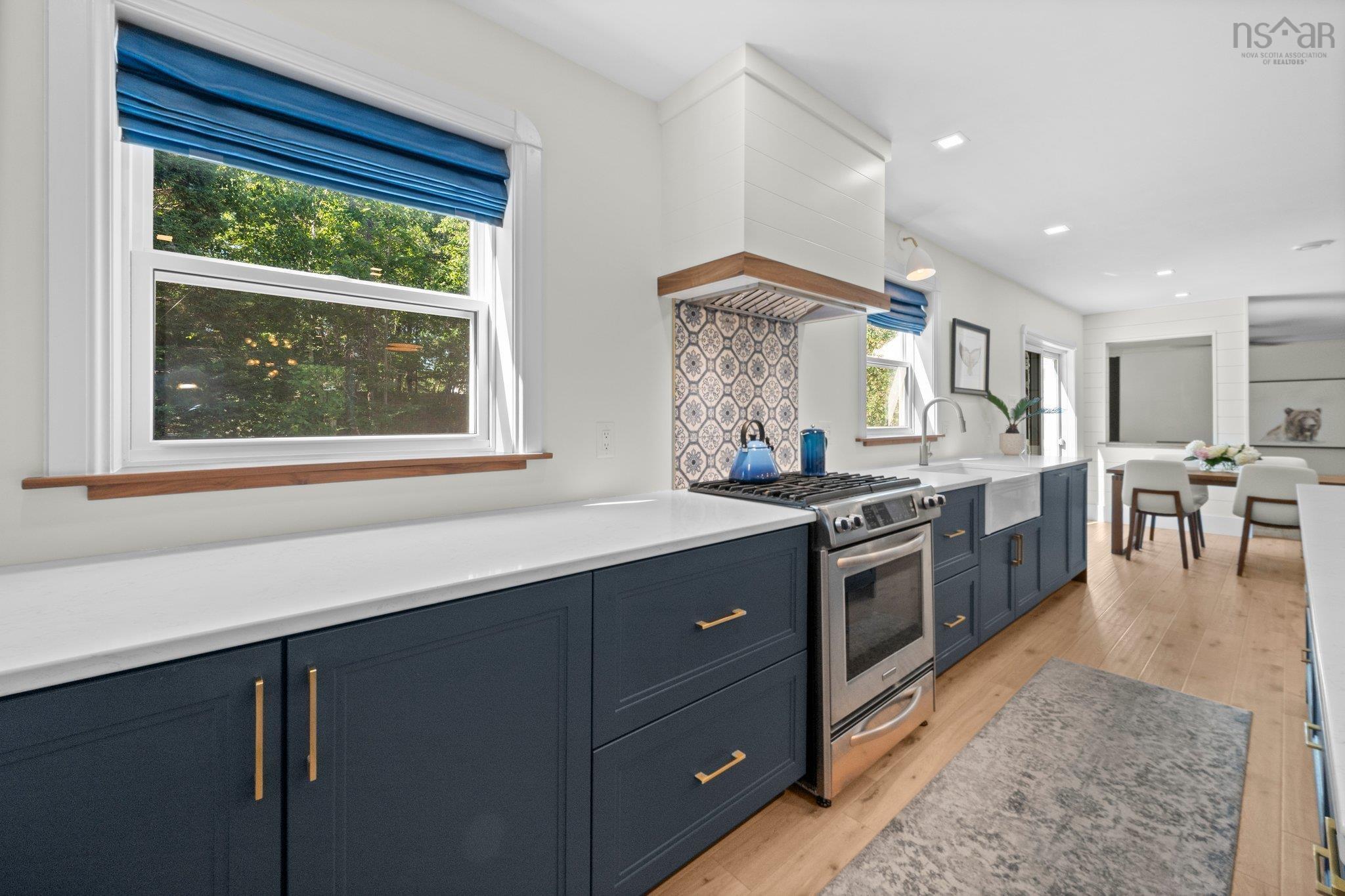 $925,000.00: 34 Portland Hills Drive, Dartmouth