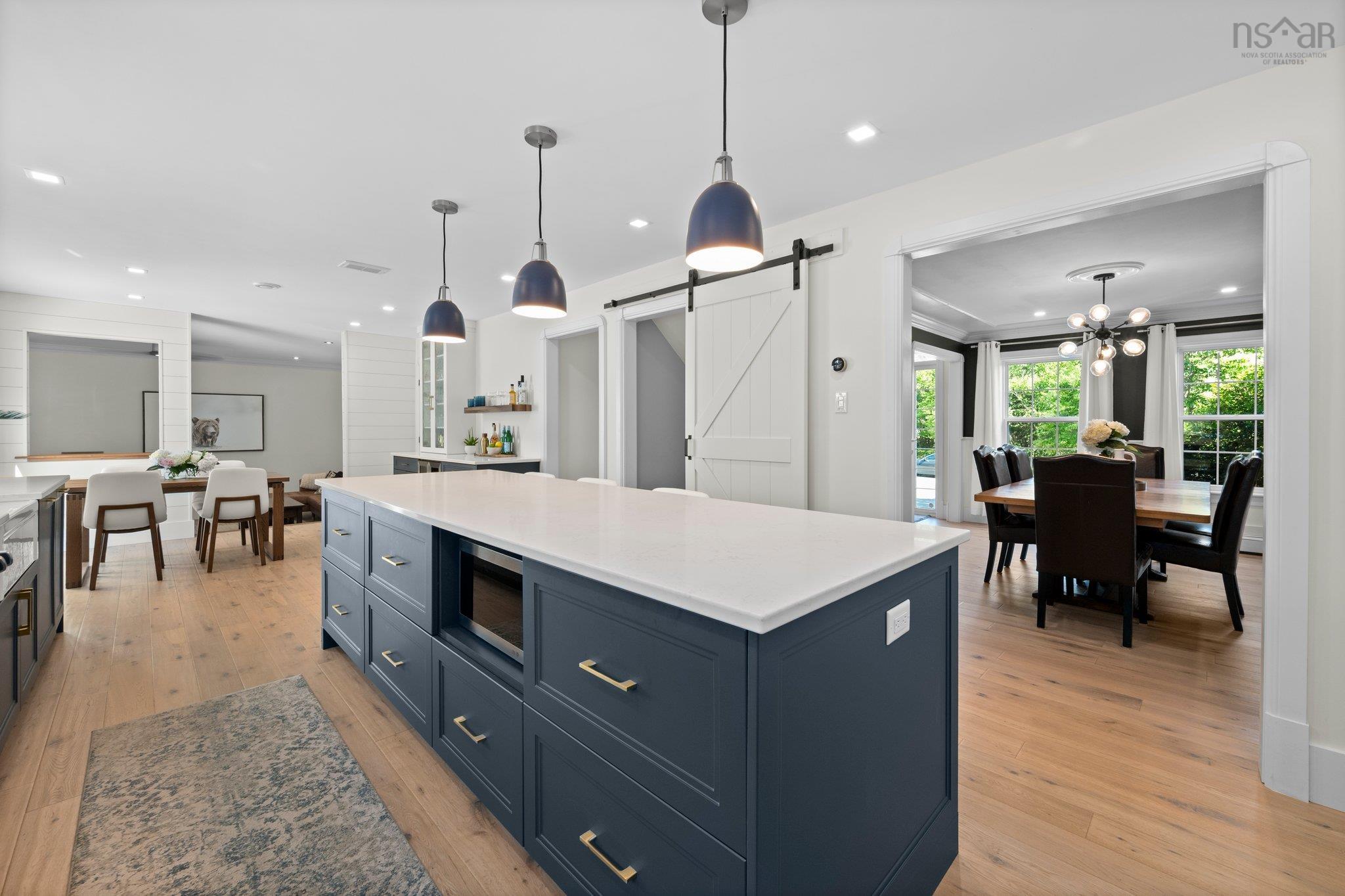 $925,000.00: 34 Portland Hills Drive, Dartmouth