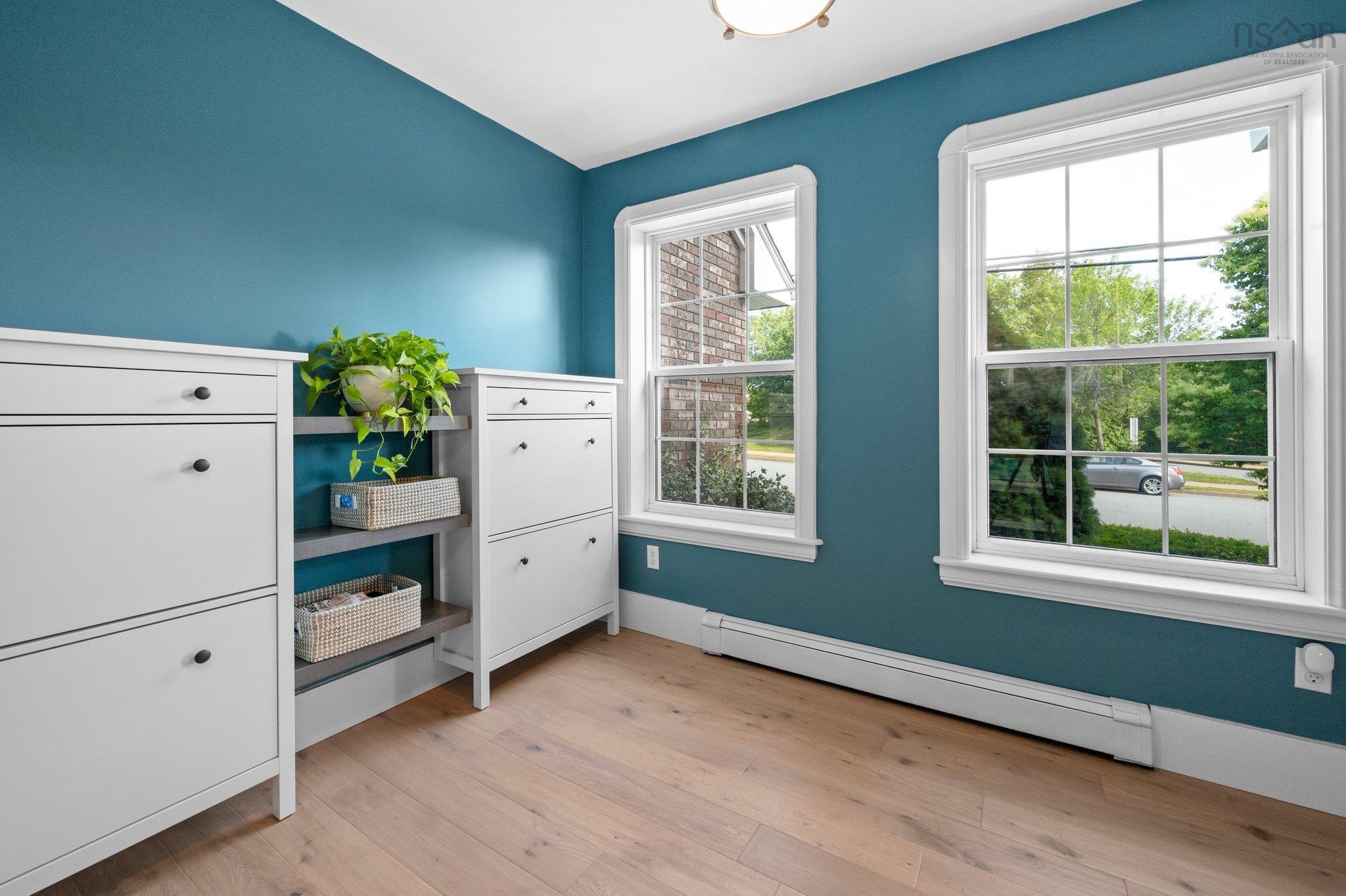 $925,000.00: 34 Portland Hills Drive, Dartmouth