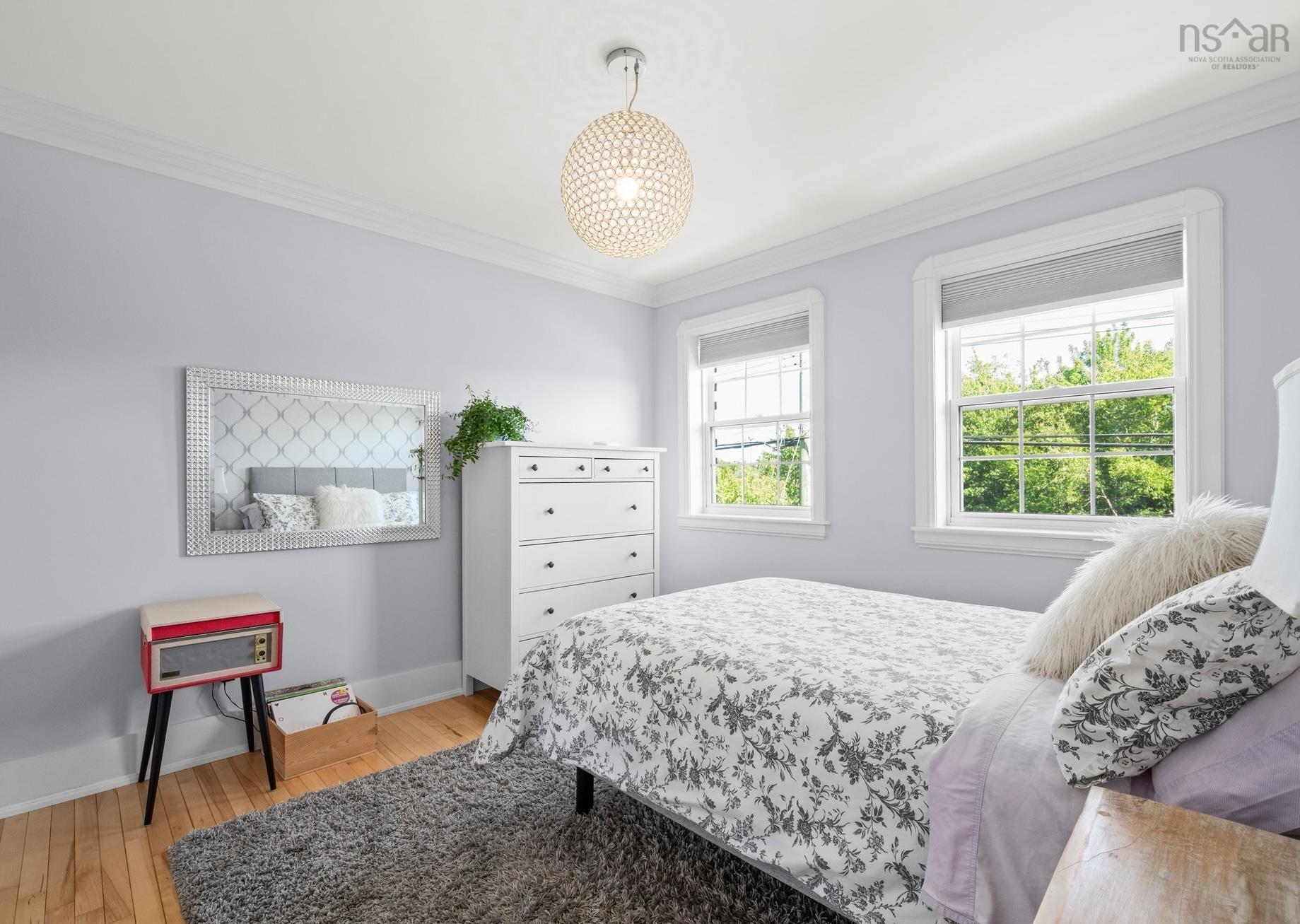 $925,000.00: 34 Portland Hills Drive, Dartmouth