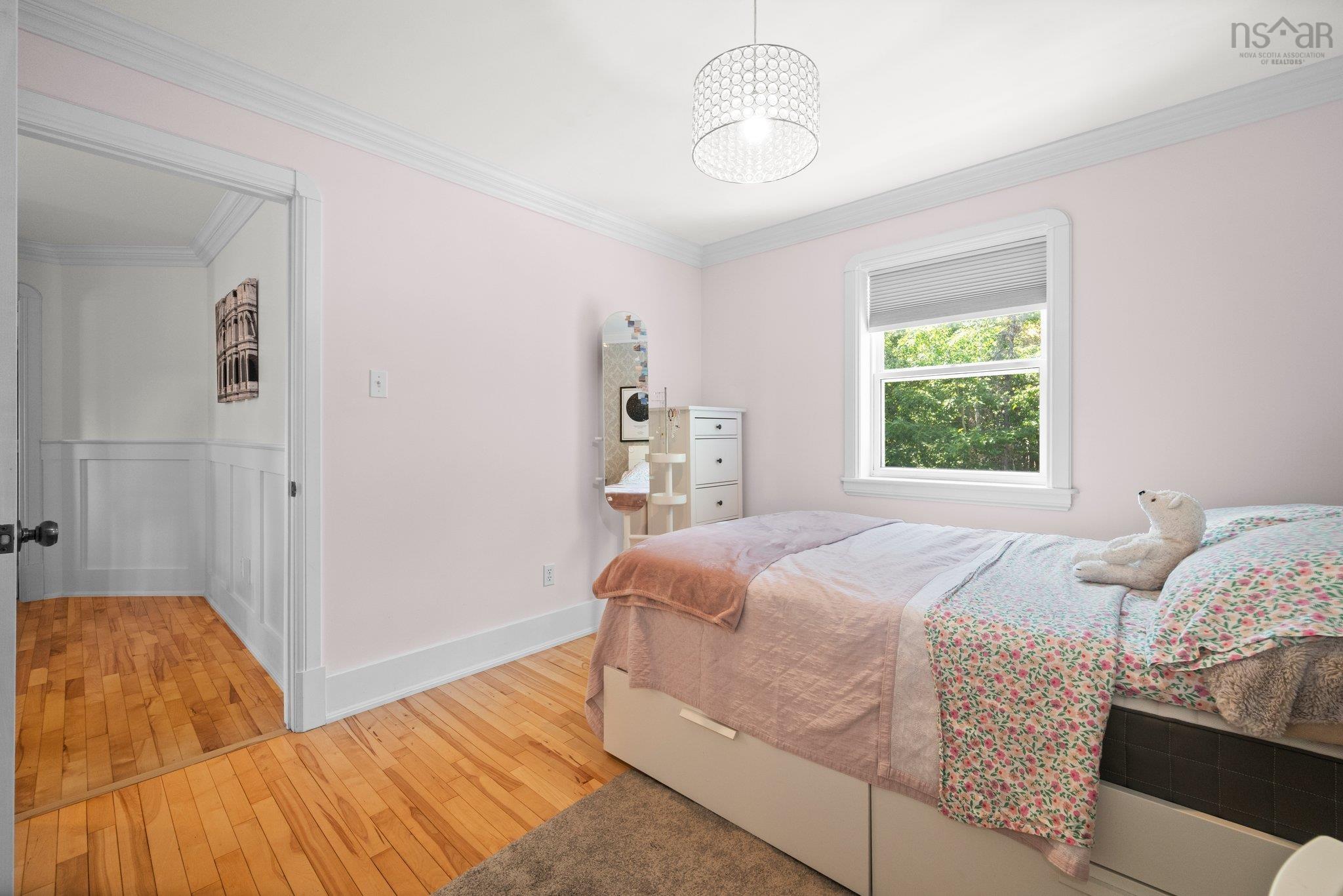 $925,000.00: 34 Portland Hills Drive, Dartmouth