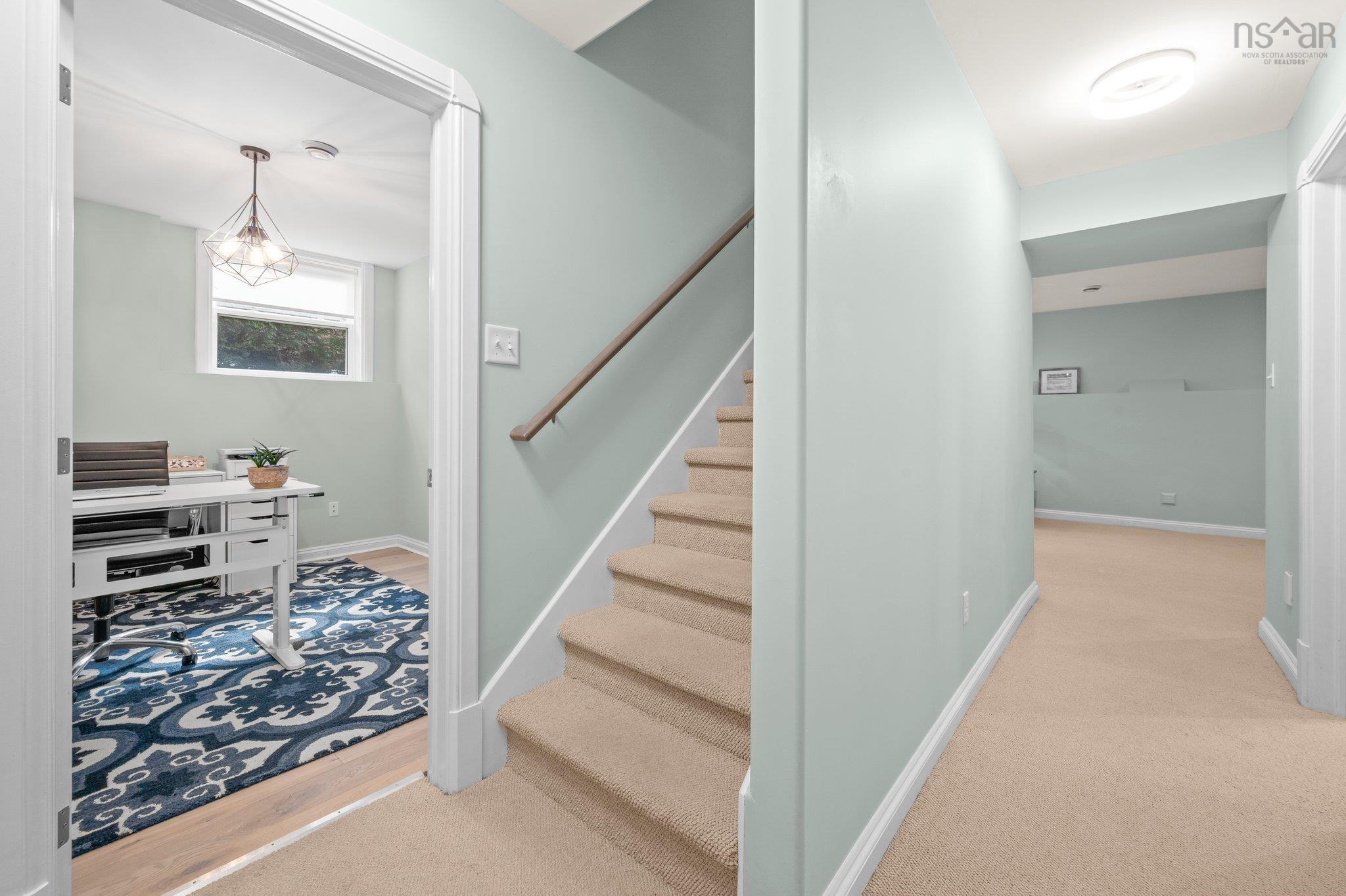 $925,000.00: 34 Portland Hills Drive, Dartmouth