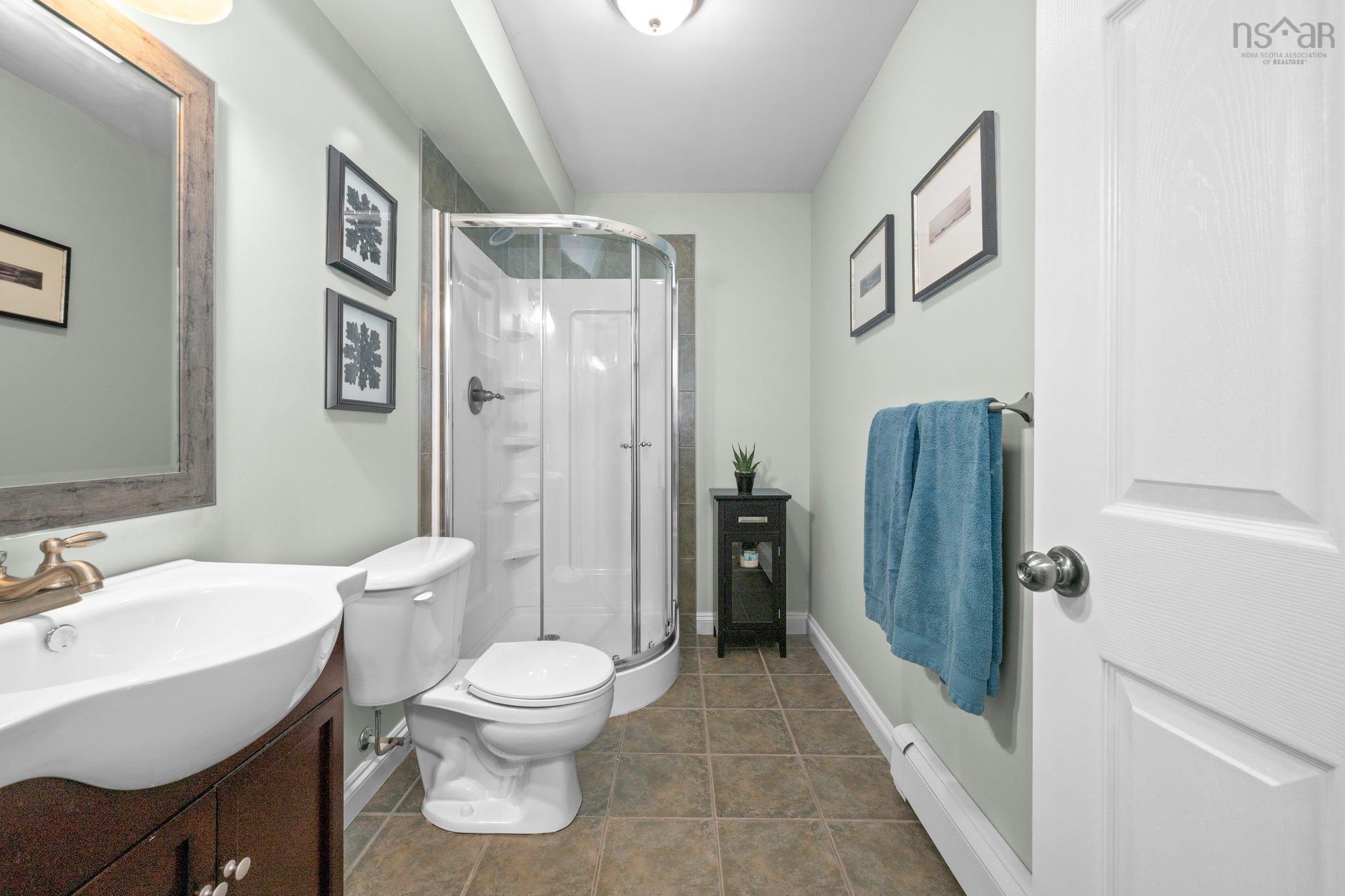 $925,000.00: 34 Portland Hills Drive, Dartmouth