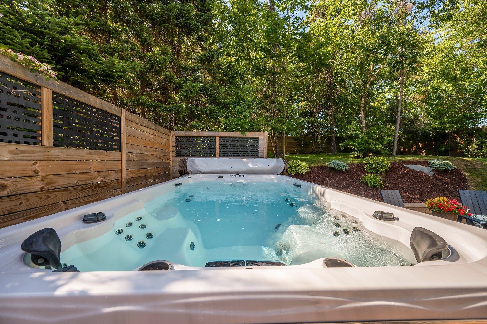 $925,000.00: 34 Portland Hills Drive, Dartmouth