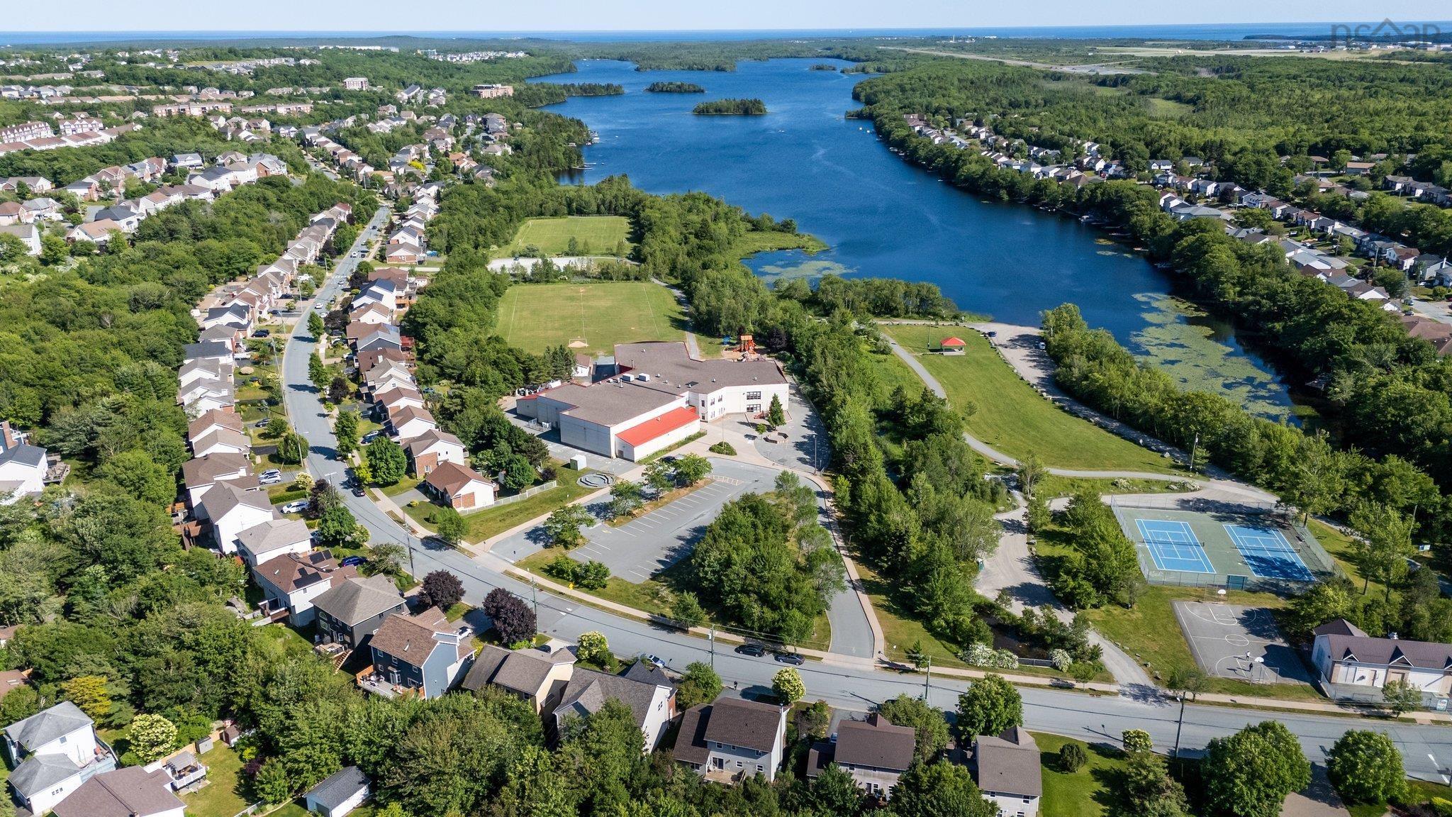 $925,000.00: 34 Portland Hills Drive, Dartmouth