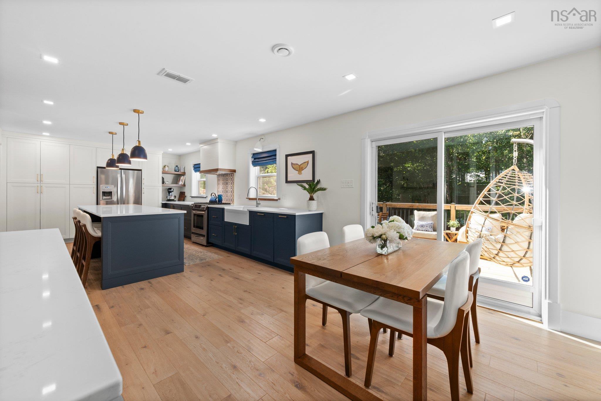 $925,000.00: 34 Portland Hills Drive, Dartmouth