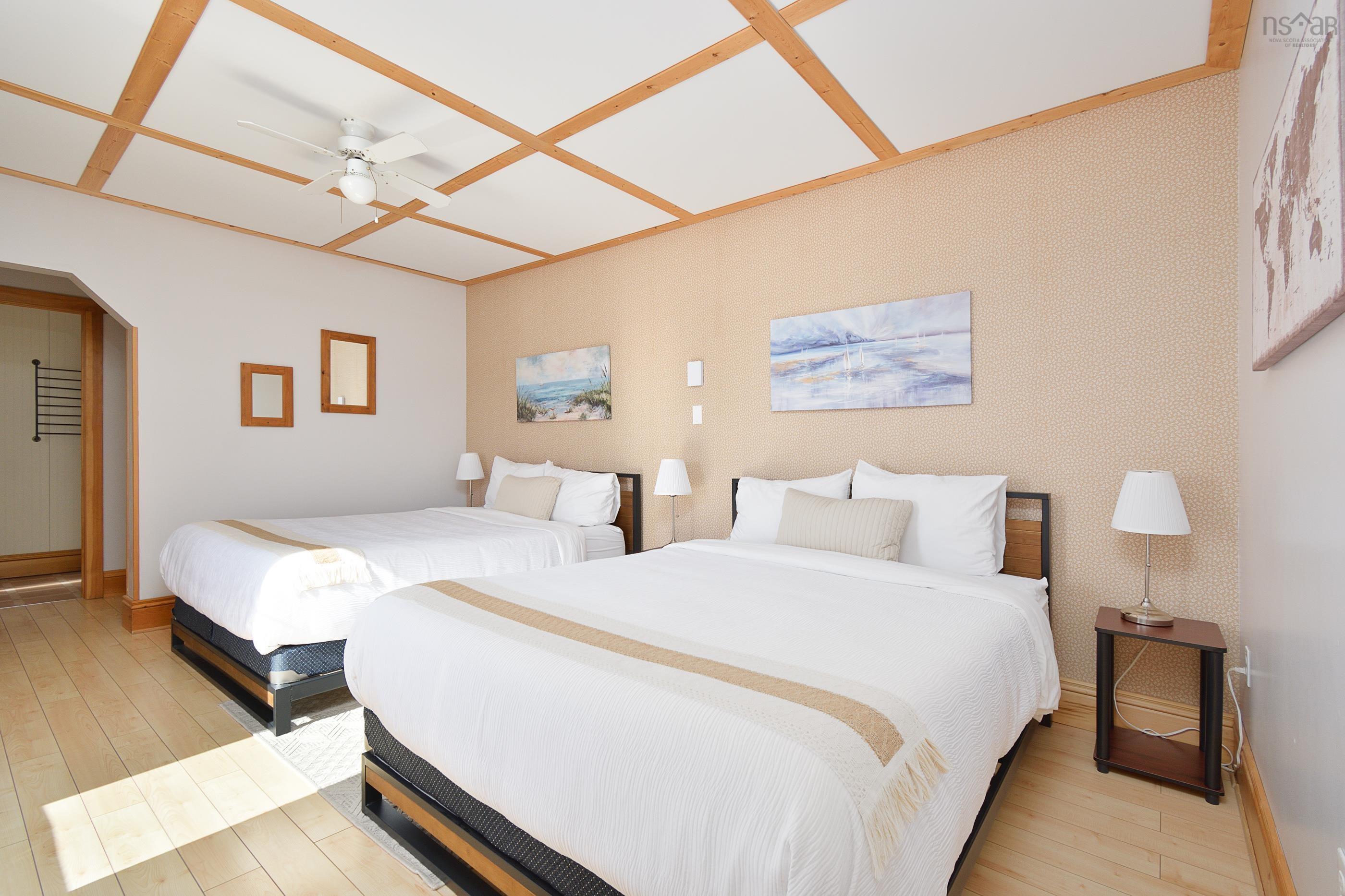 $835,000.00: 9383 Pepperell Street, St. Peter