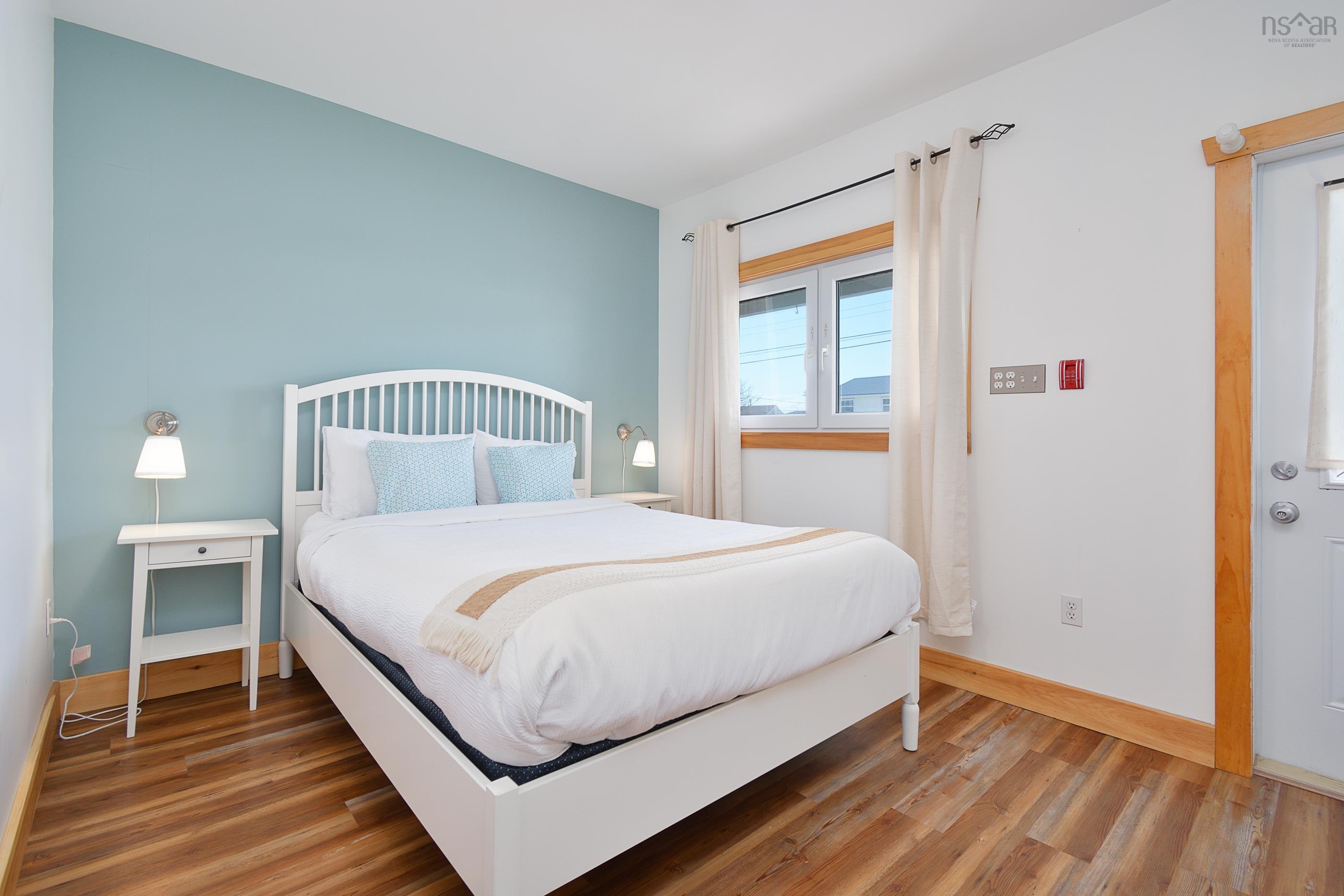 $835,000.00: 9383 Pepperell Street, St. Peter