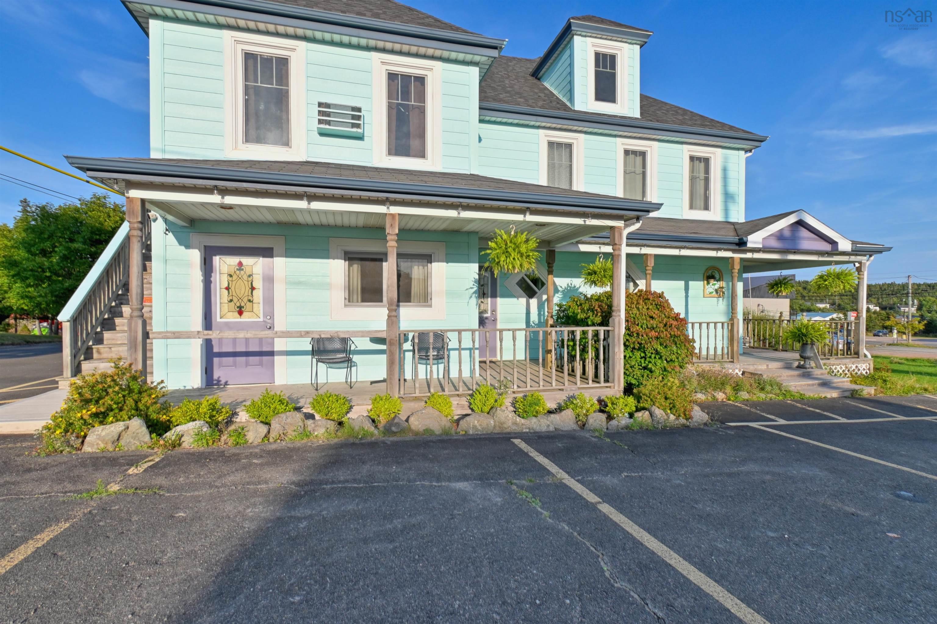 $835,000.00: 9383 Pepperell Street, St. Peter