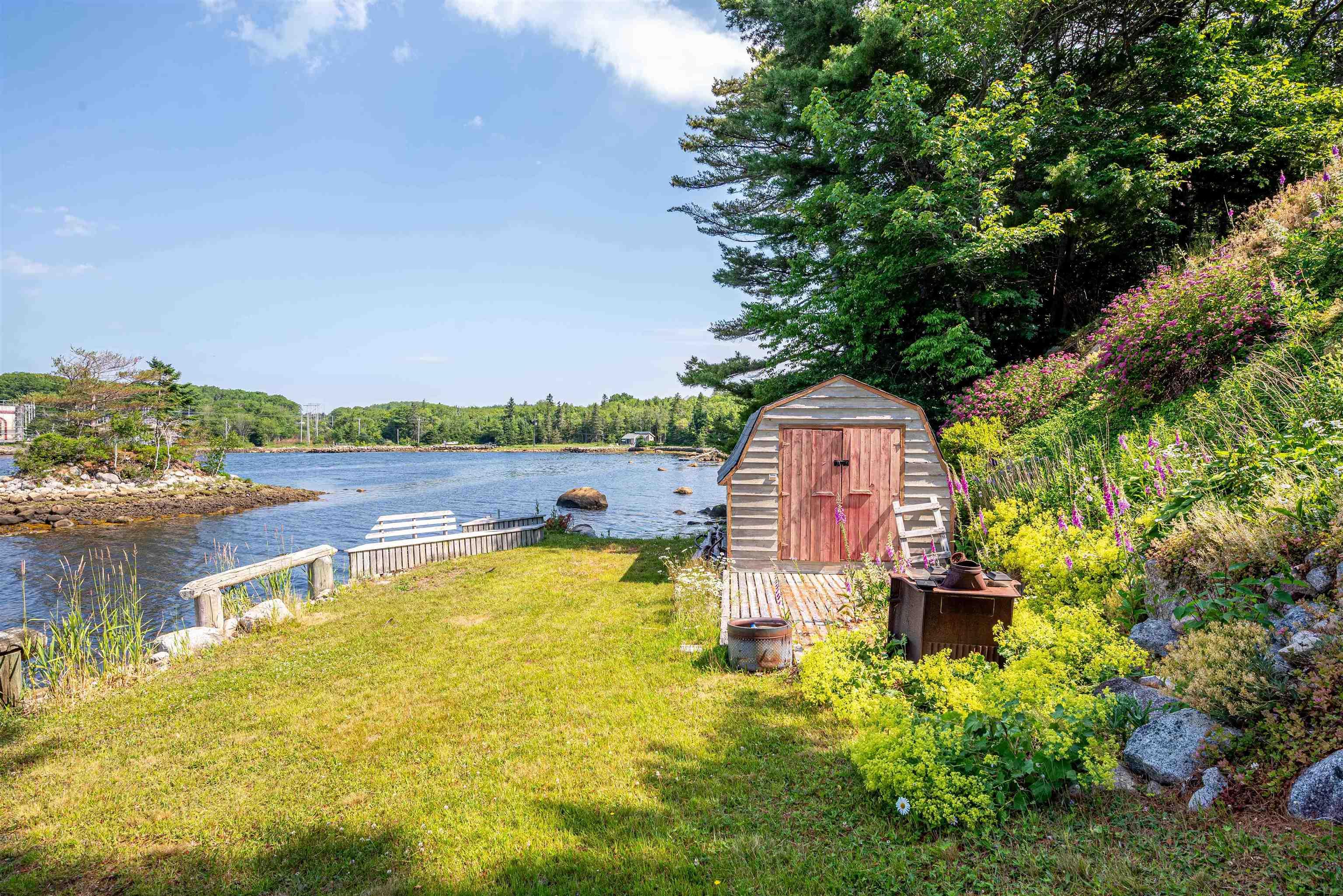 $925,000.00: 13576 Peggys Cove Road, Upper Tantallon