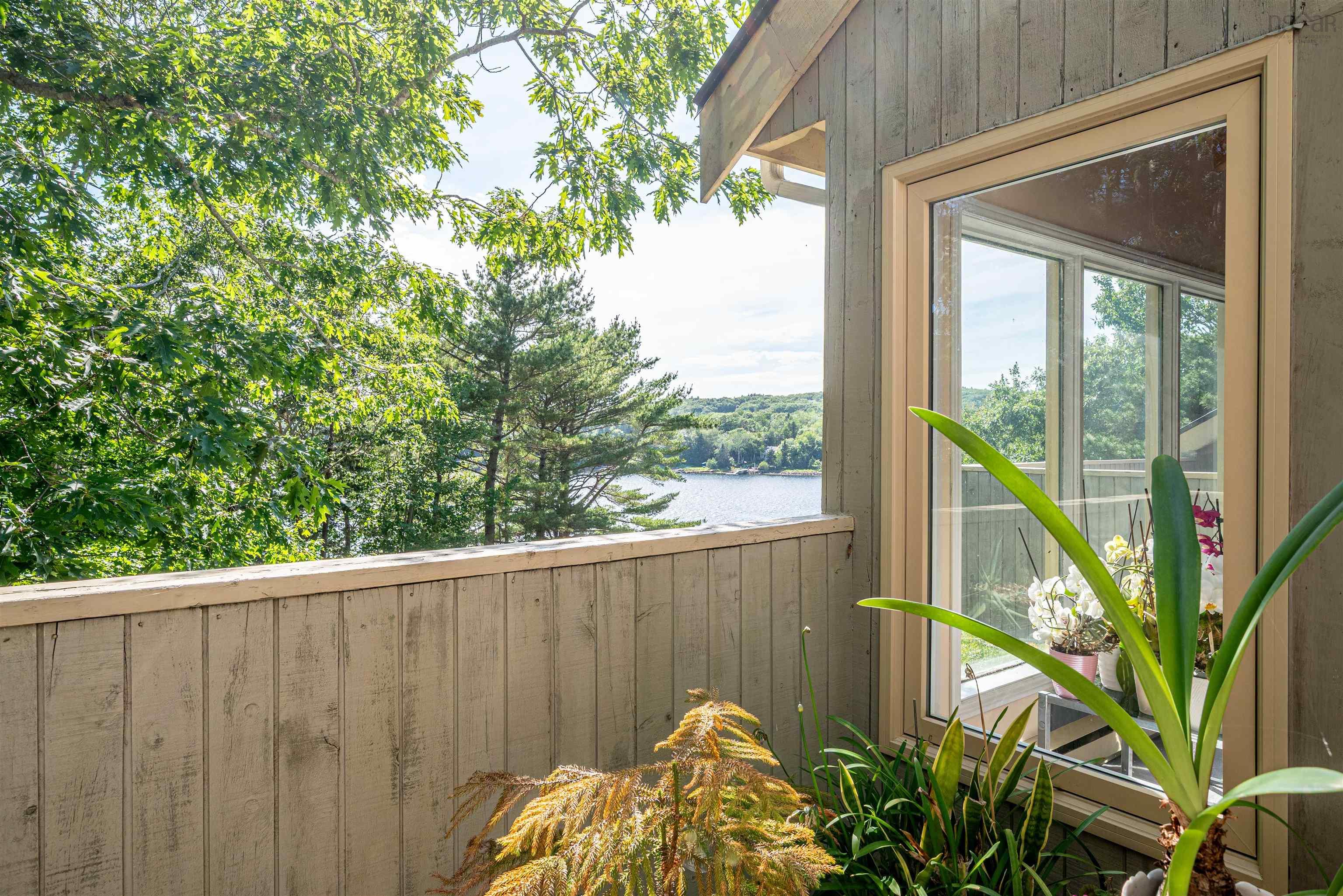 $925,000.00: 13576 Peggys Cove Road, Upper Tantallon