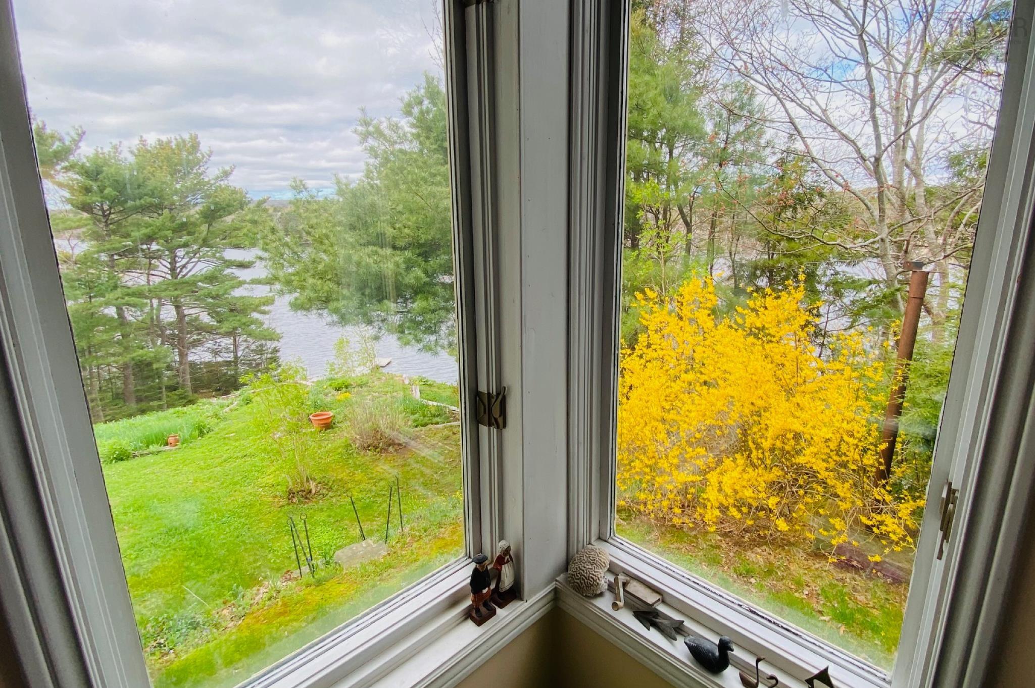 $925,000.00: 13576 Peggys Cove Road, Upper Tantallon