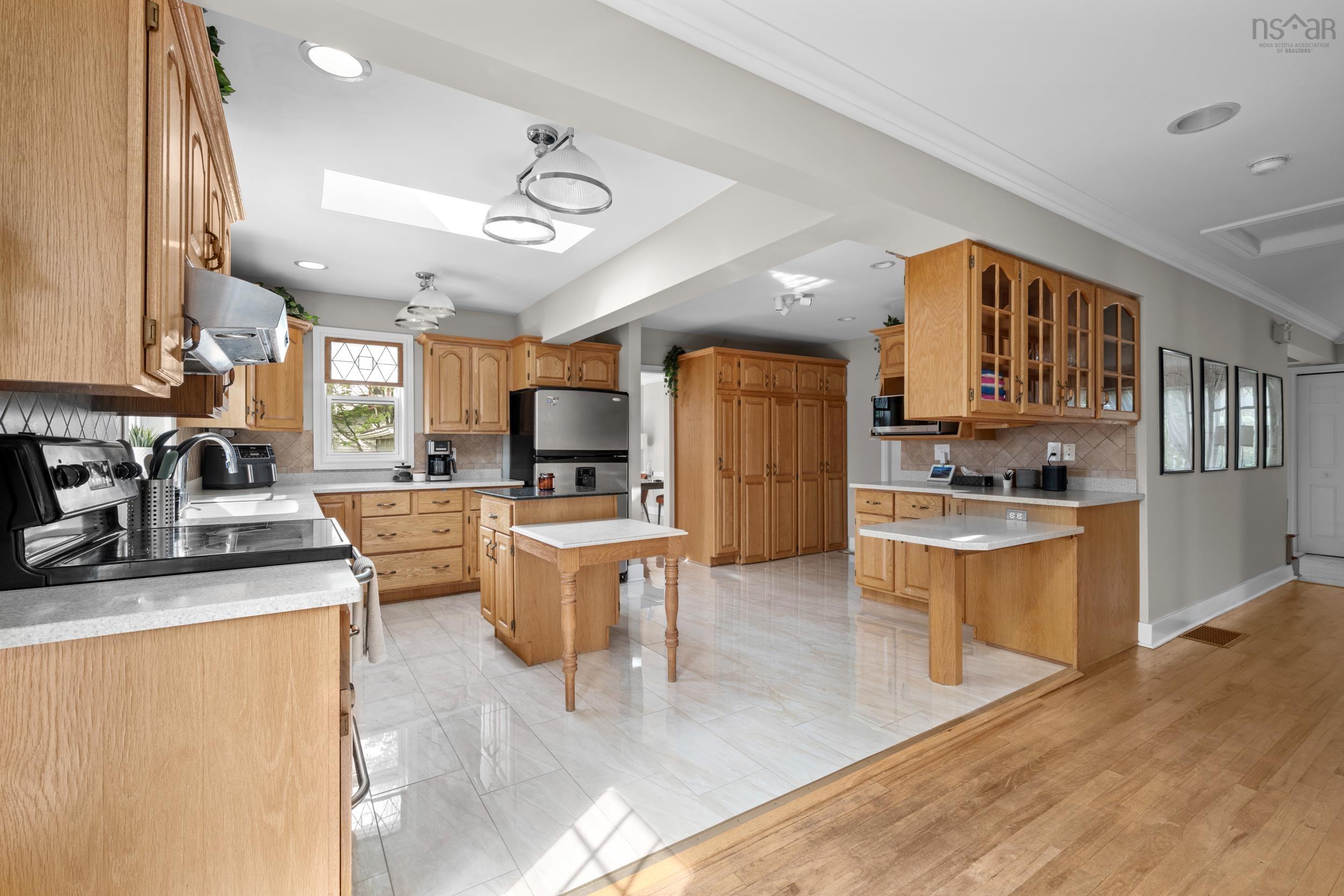 $649,900.00: 40 Virginia Avenue, Dartmouth